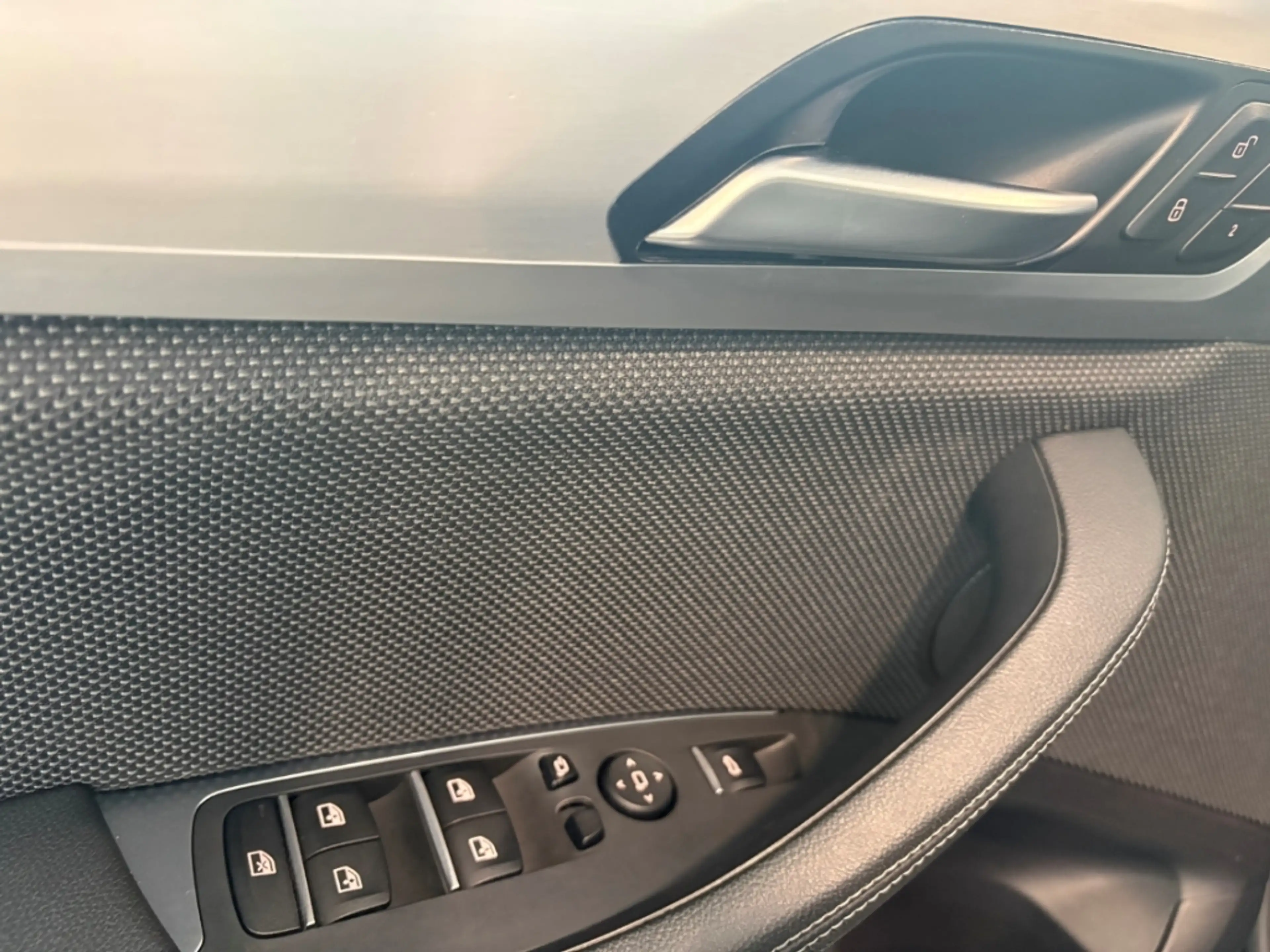 BMW X4 xDrive 20i AD El. Panodach Panorama Navi Memory Si — photo 9
