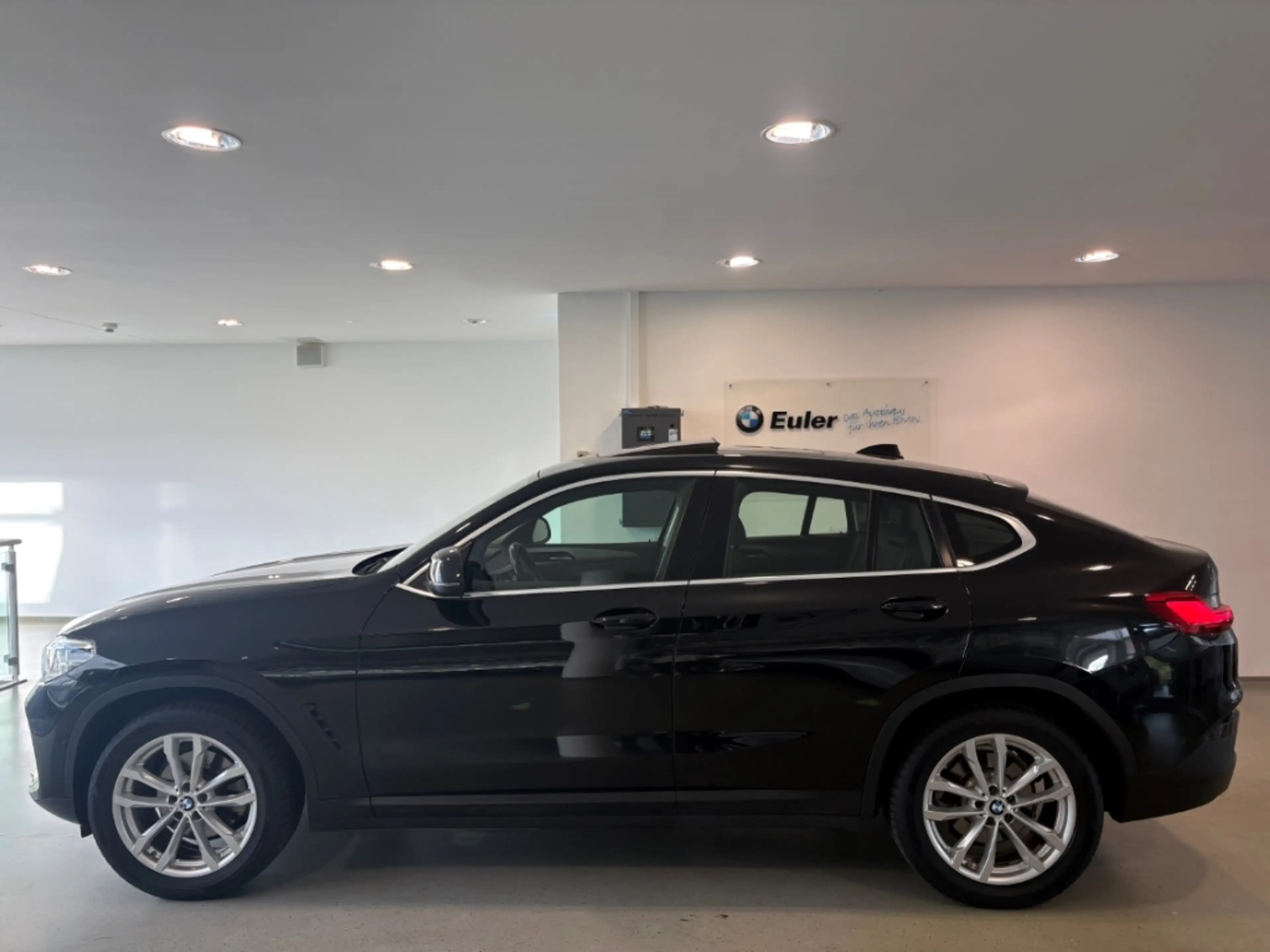 BMW X4 xDrive 20i AD El. Panodach Panorama Navi Memory Si — photo 5