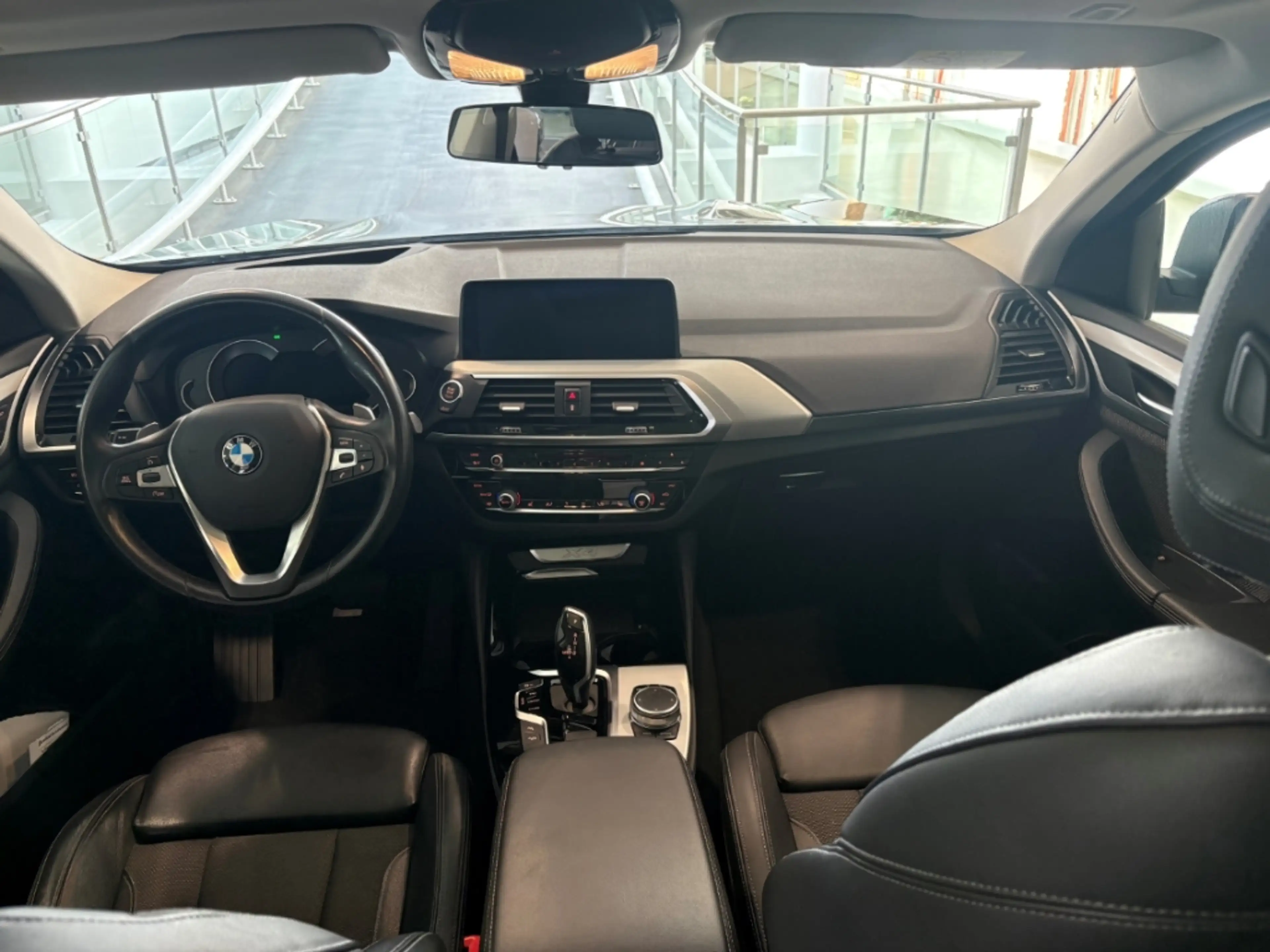 BMW X4 xDrive 20i AD El. Panodach Panorama Navi Memory Si — photo 6