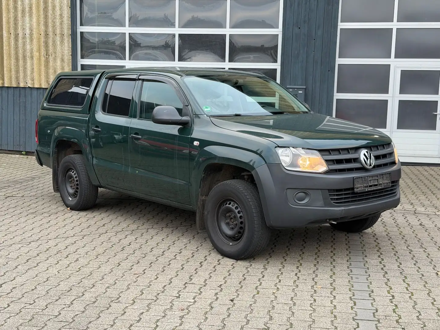 Volkswagen Amarok Basis DoubleCab/Klima/SHZ/AHK/PDC Grün - 2