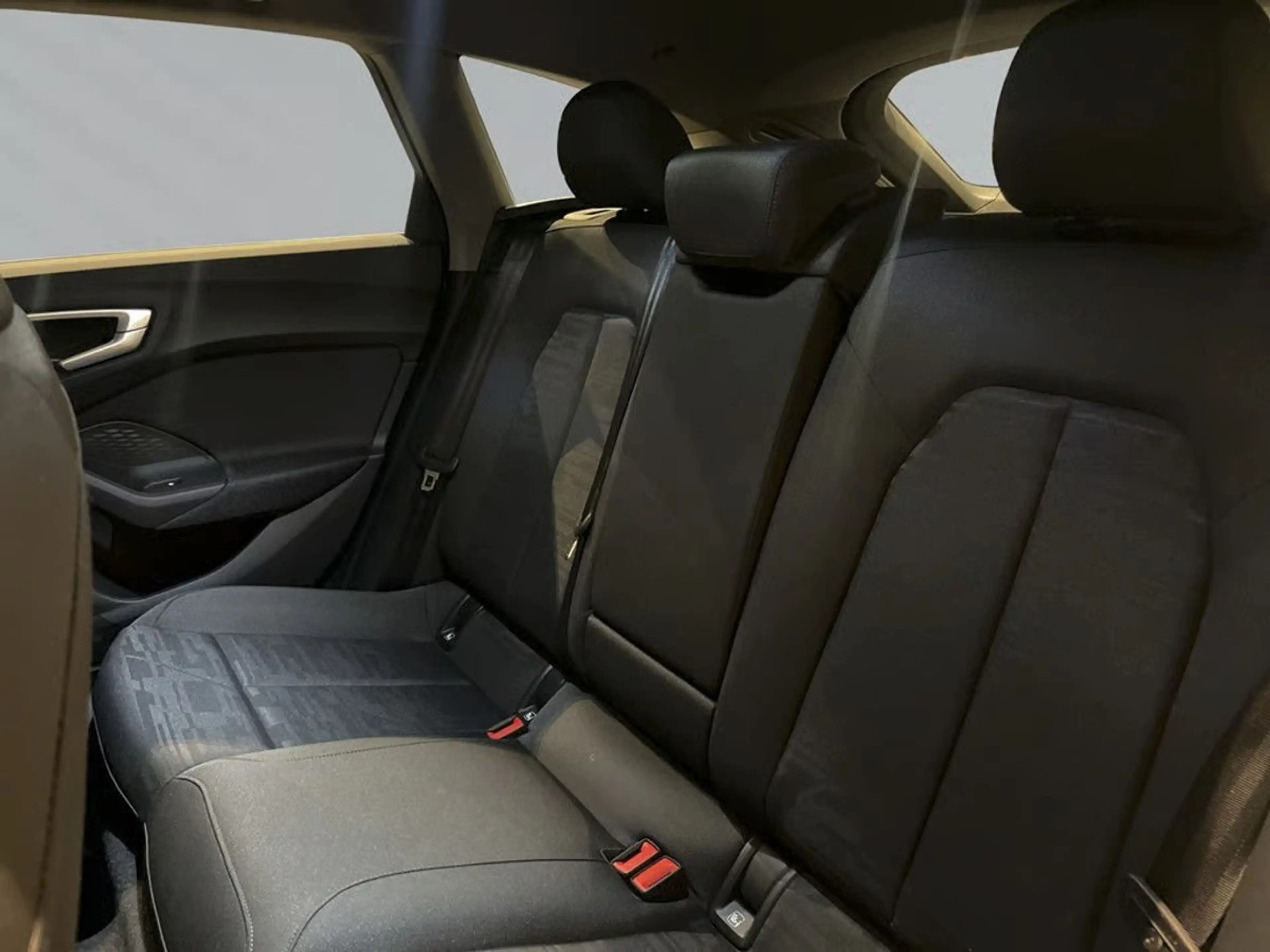 Audi A5 Avant TFSI e-hybrid quattro*ACC*VC+*LED*Navi+ — photo 9