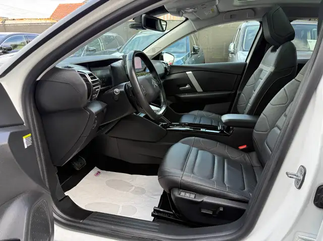 Citroen C4 view 13