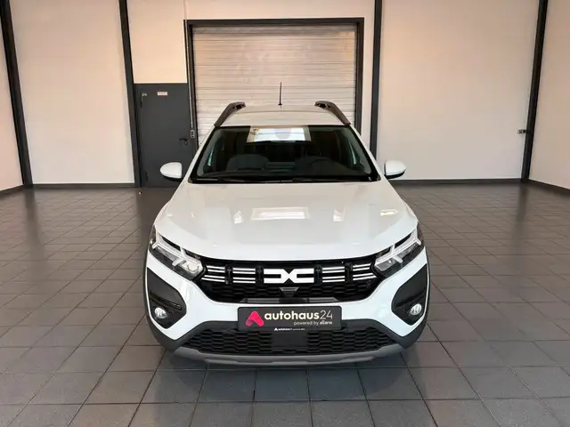 Dacia Jogger view 2