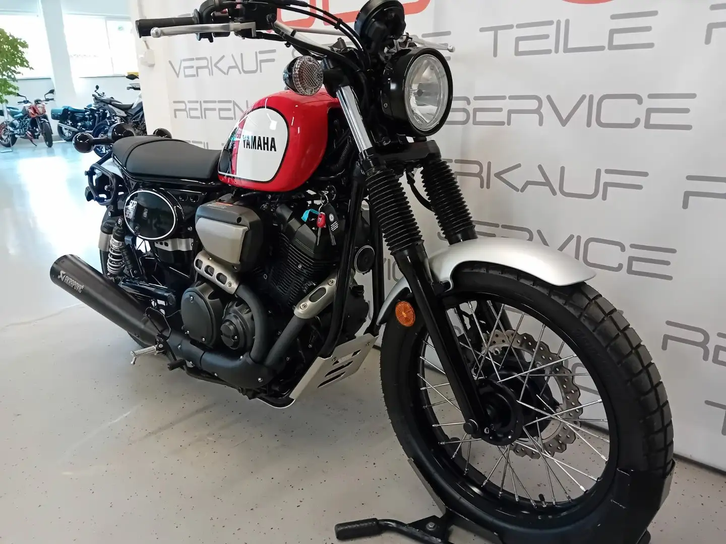 Yamaha SCR 950 Rosso - 2
