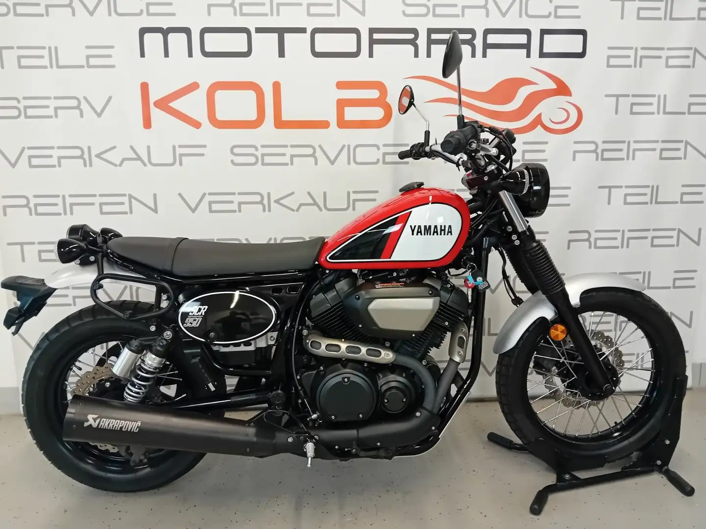 Yamaha SCR 950 Rosso - 1