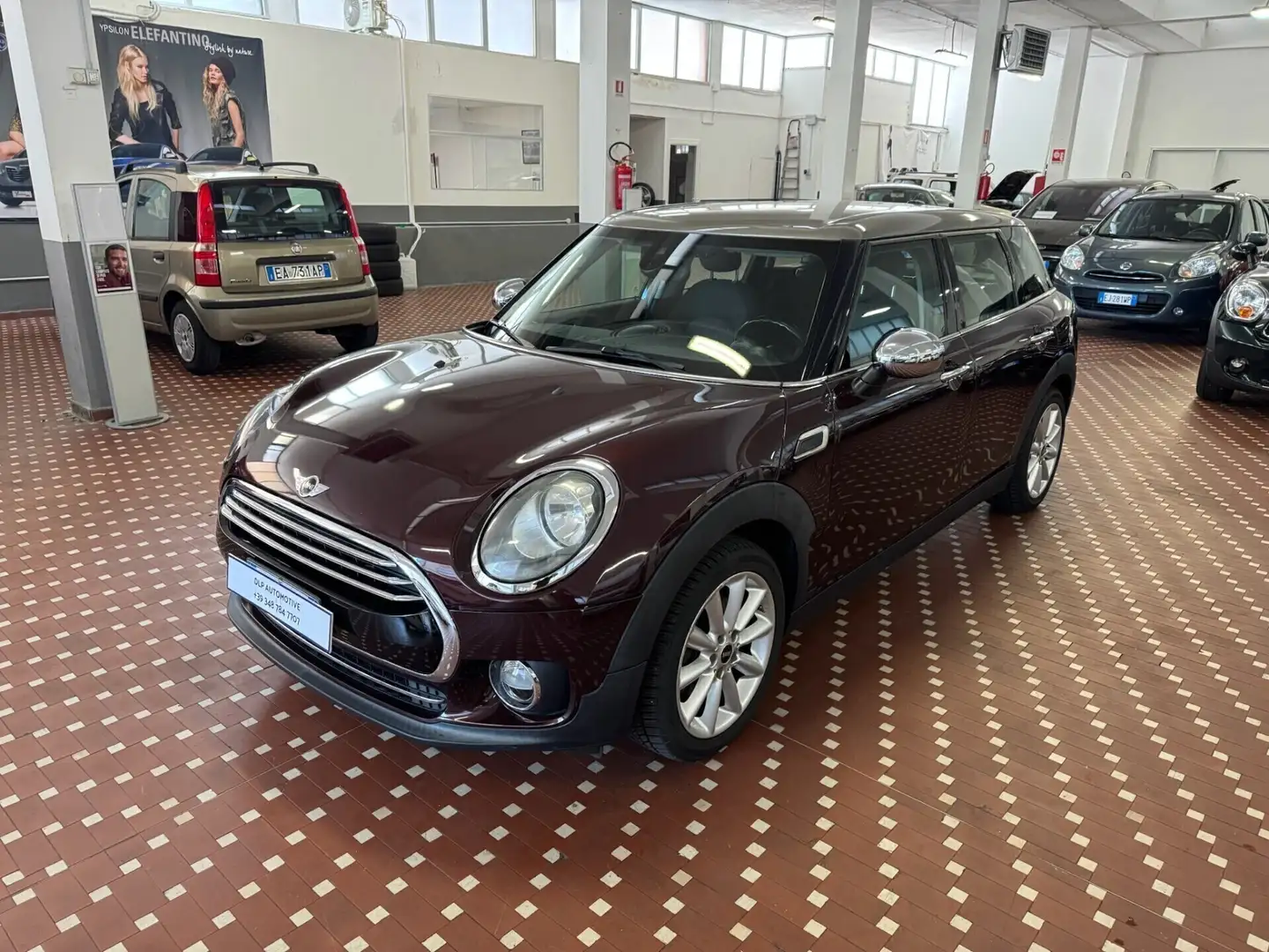 MINI Cooper D Clubman Mini 2.0 Cooper D Hype Clubman Paars - 1