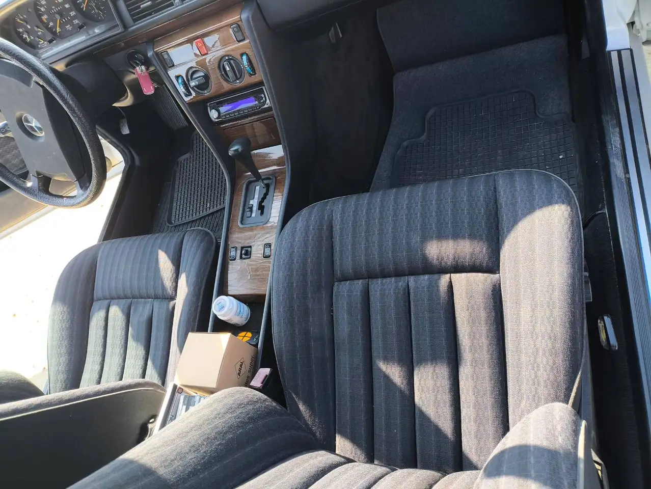 Mercedes-Benz CE 230 Oldtimer CE 230 124 C 132 PS Automatik, foto 6