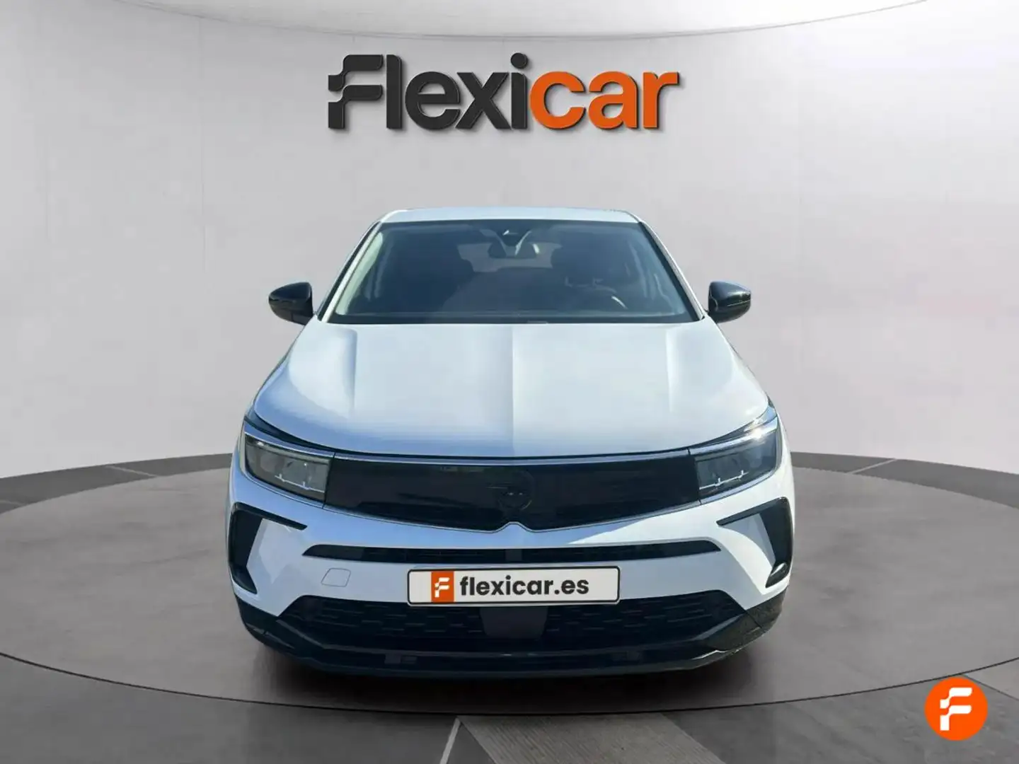 Opel Grandland 1.2 Turbo Design & Tech Blanco - 2