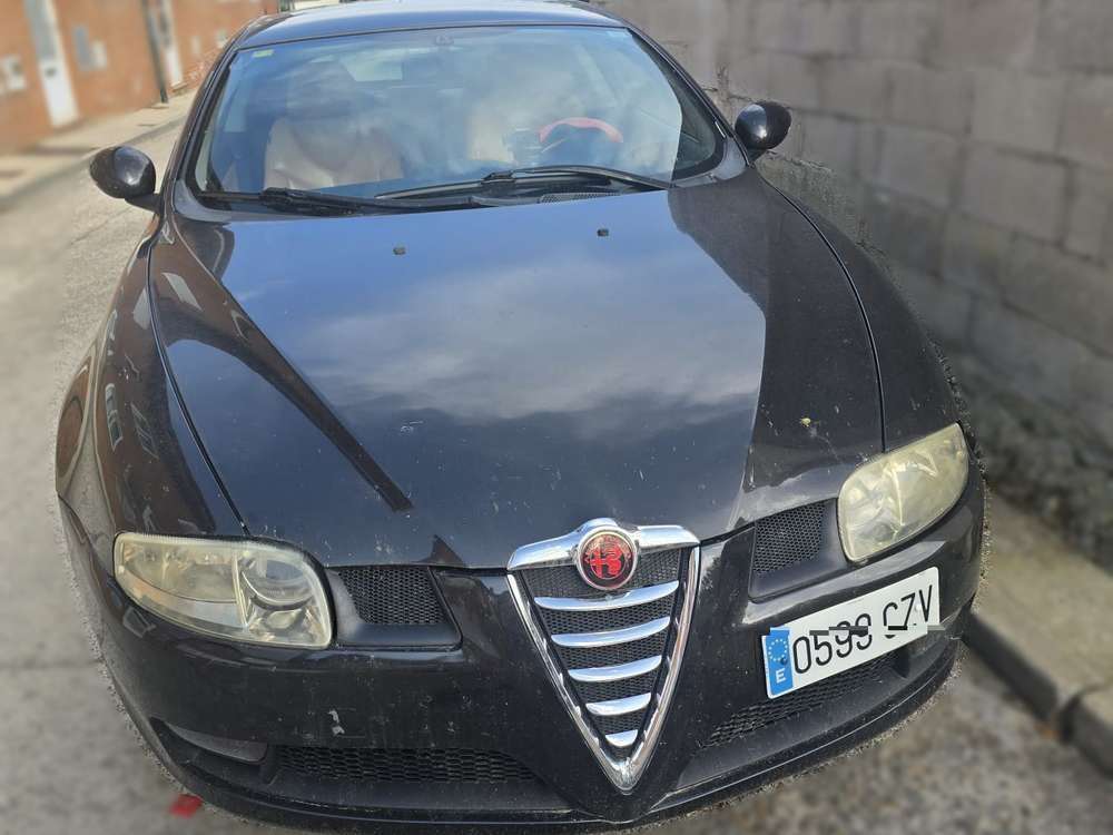 Alfa Romeo GT 1.9 JTD Distinctive - foto 1
