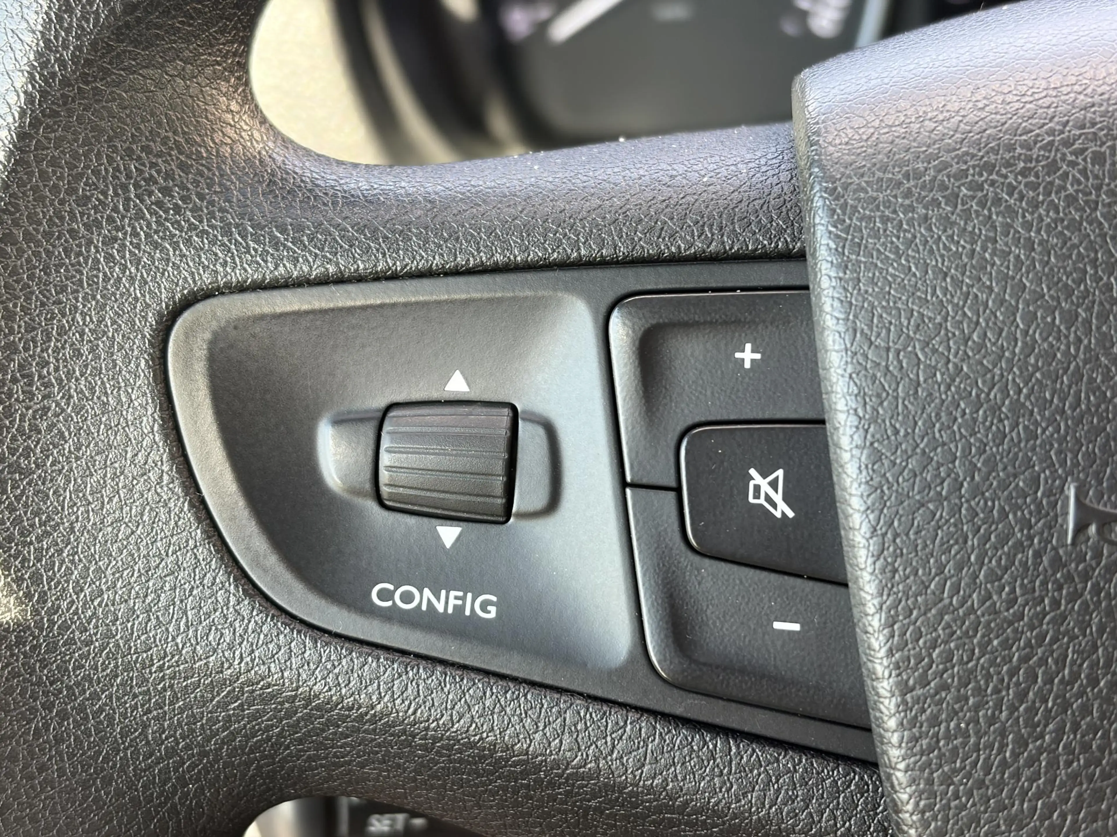 Fiat Scudo 2.0 MultiJet L3H1 DC*A/C*CRUISE*HAAK*CAM*5-P*NAVI* — photo 21