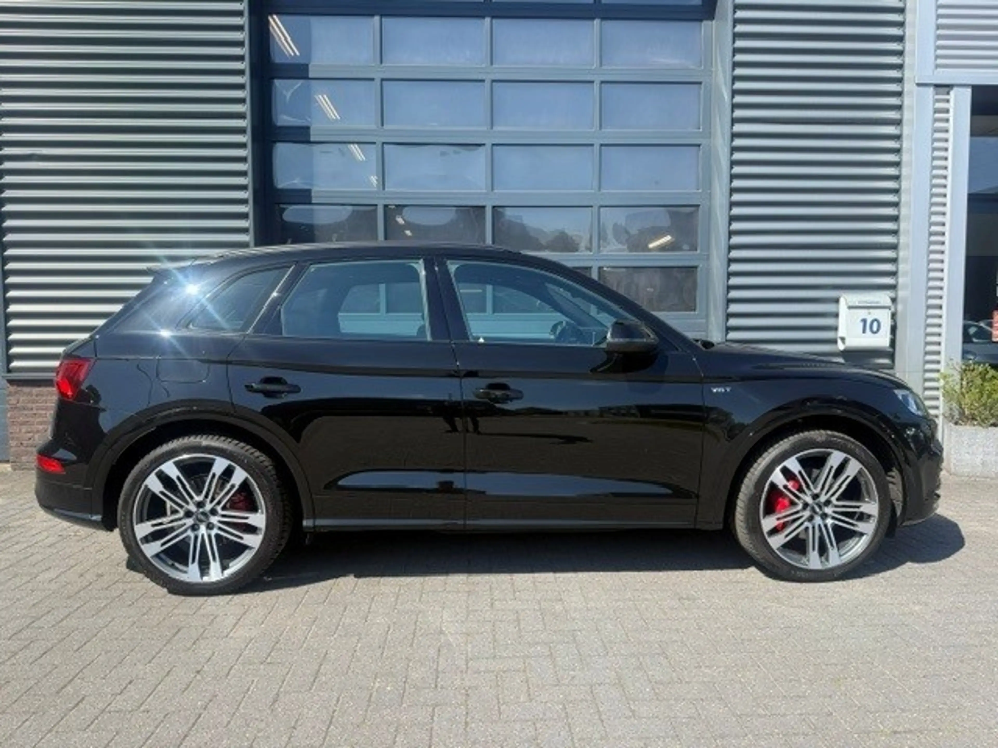 Audi SQ5 3.0 TFSI SQ5 quattro Pro Line Plus Carplay Pano Vi — photo 4