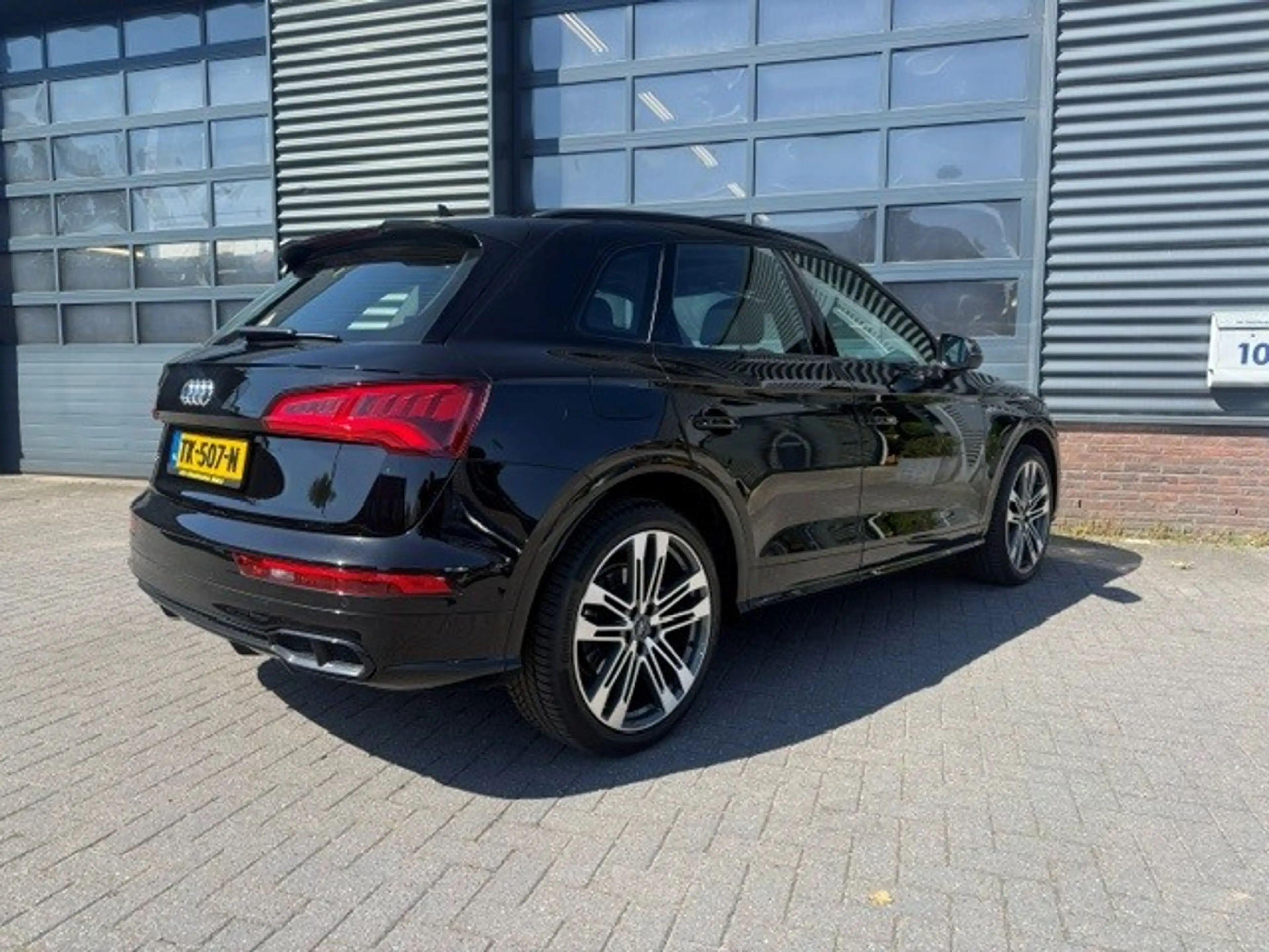 Audi SQ5 3.0 TFSI SQ5 quattro Pro Line Plus Carplay Pano Vi — photo 2