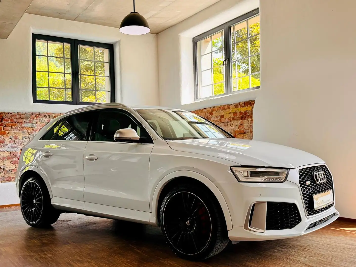Audi RS Q3 RS Q3 2.5 TFSI quattro Pano Keyless BOSE Kamera Weiß - 2