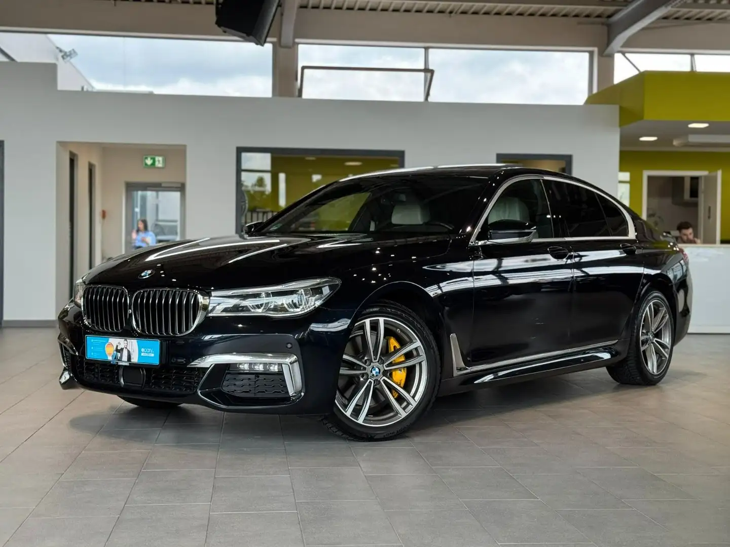 BMW 730 d M-Paket*Laser*Massage*SD*HuD*LHZ*360°*Luft* Negru - 1