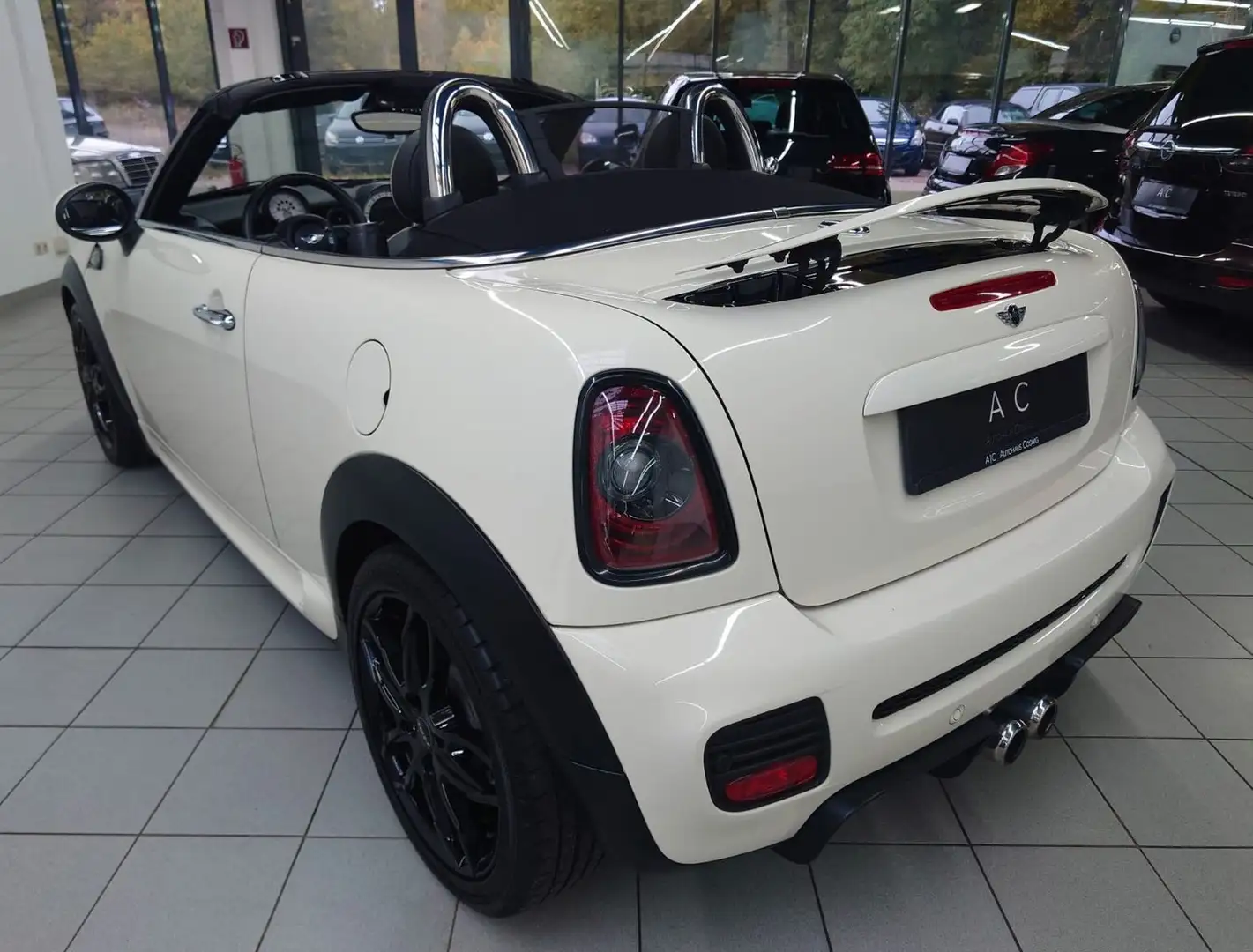 MINI Cooper S Roadster Cooper S, John Cooper Works,Automatik, Weiß - 2