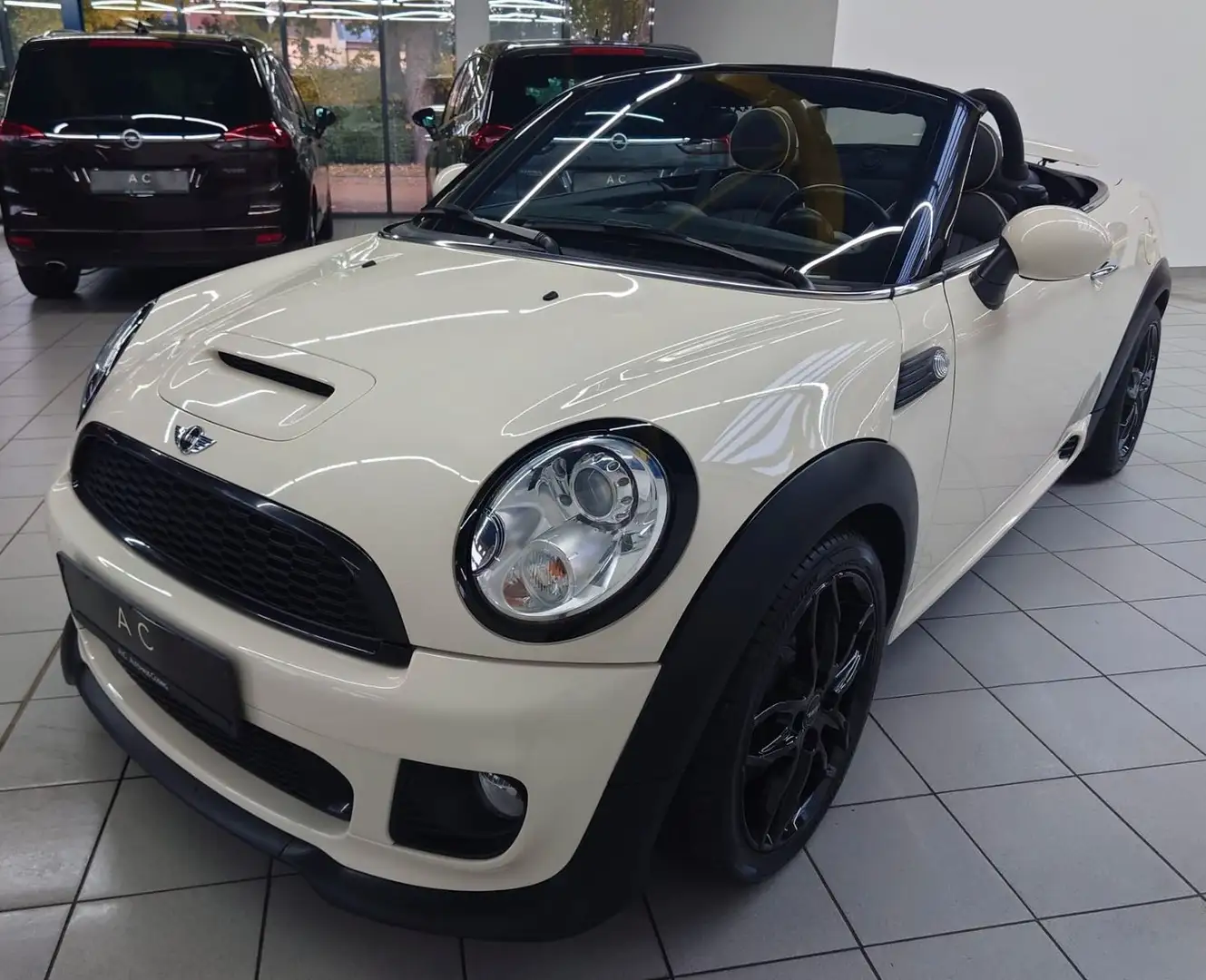 MINI Cooper S Roadster Cooper S, John Cooper Works,Automatik, Weiß - 1