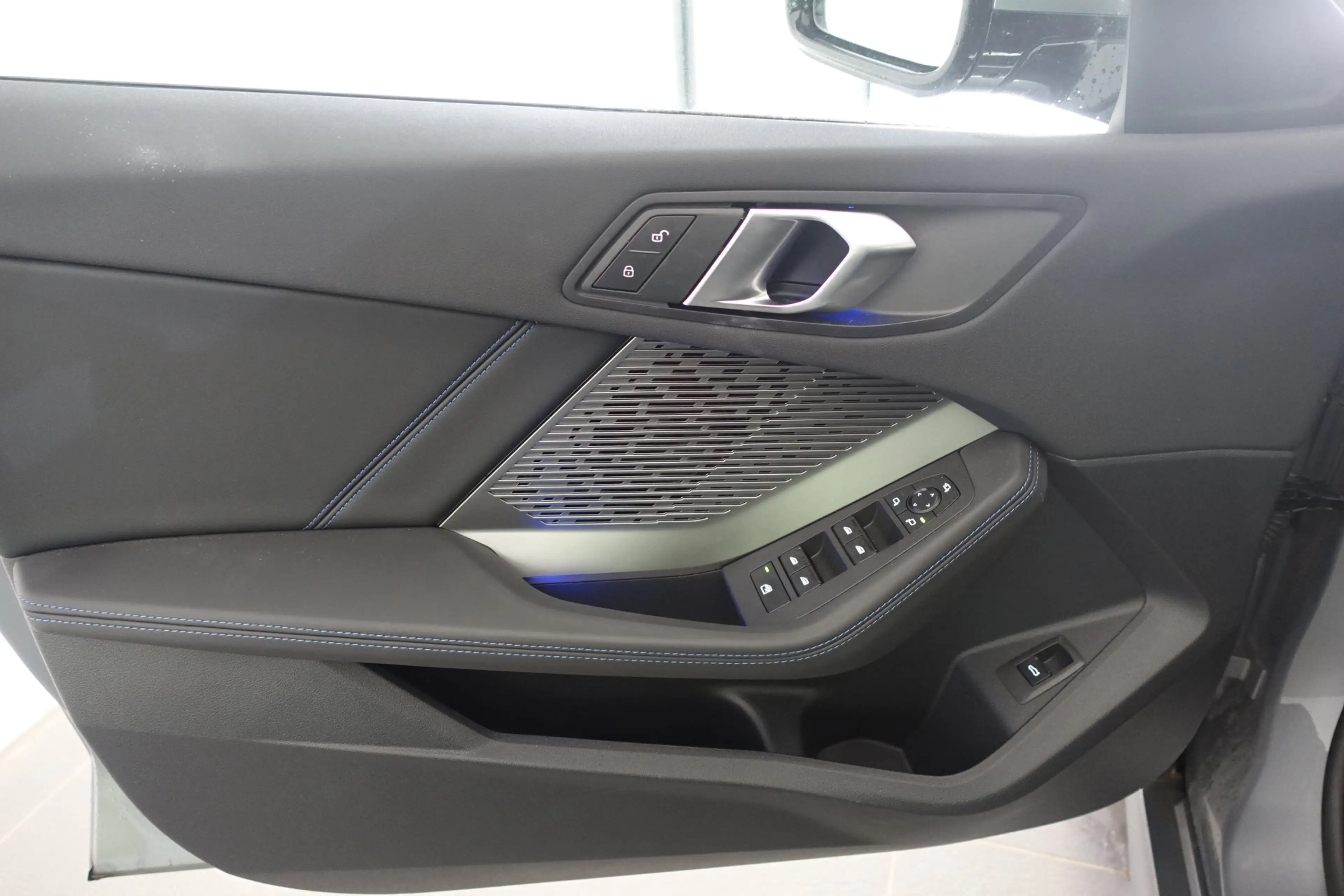 BMW 118 d M-Sportpaket — photo 12