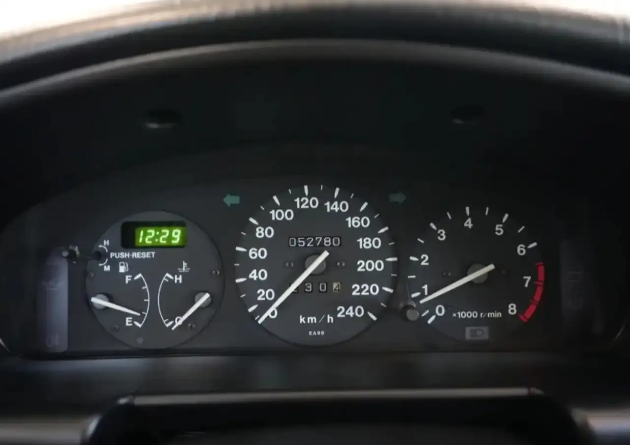 Mazda MX-3 1.6, foto 10
