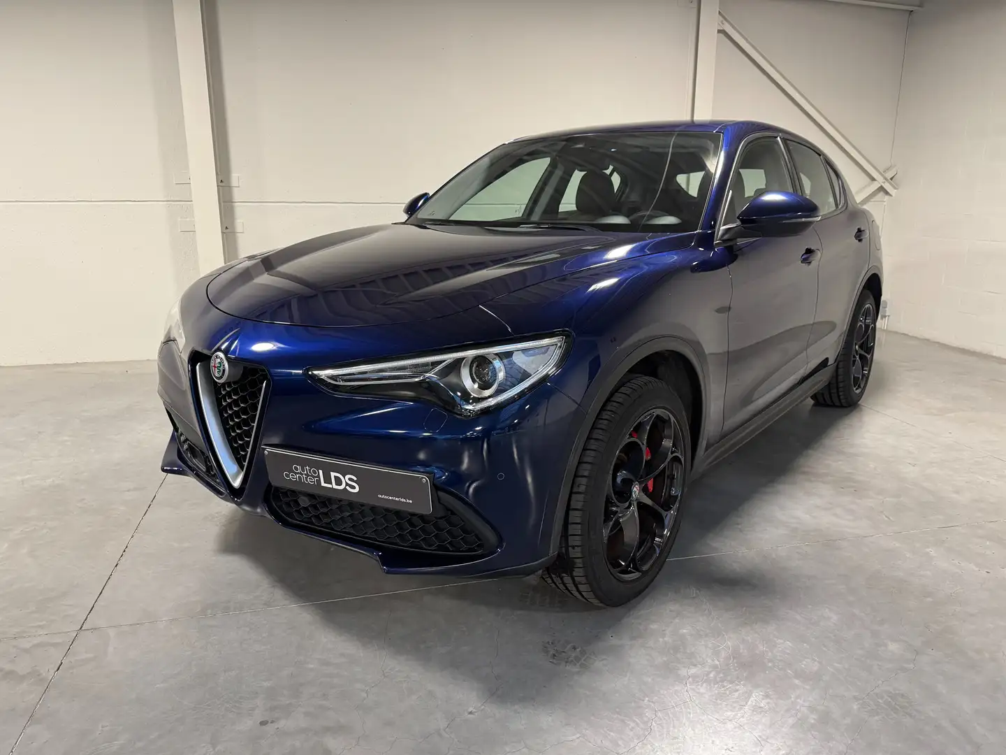 Alfa Romeo Stelvio 2.0 T AWD Super - Leder - velgen 20" -Navi Bleu - 1
