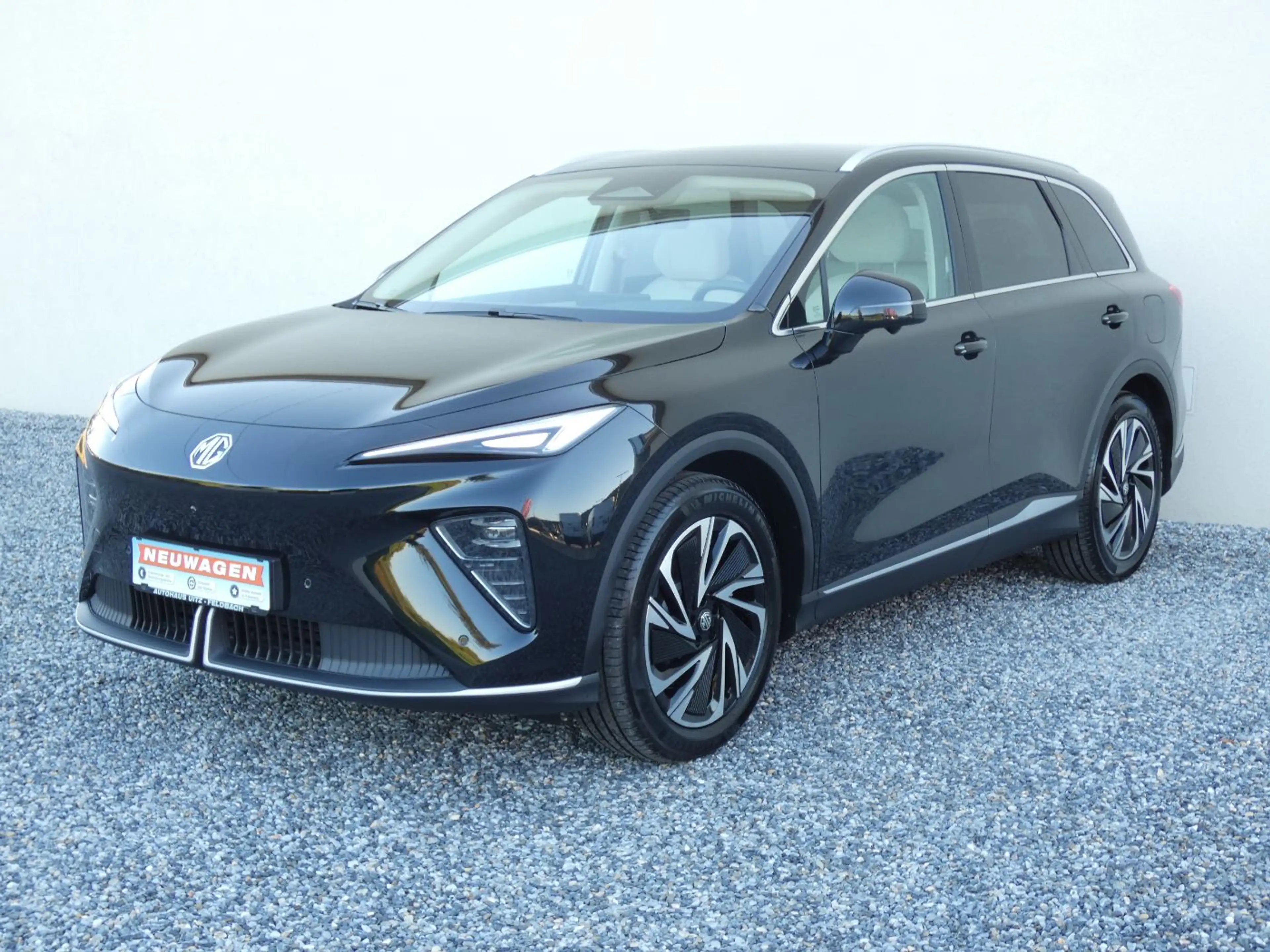 MG MGS6 EV Luxury 4WD +360°+HUD+LED+20Zoll+LRH — photo 2