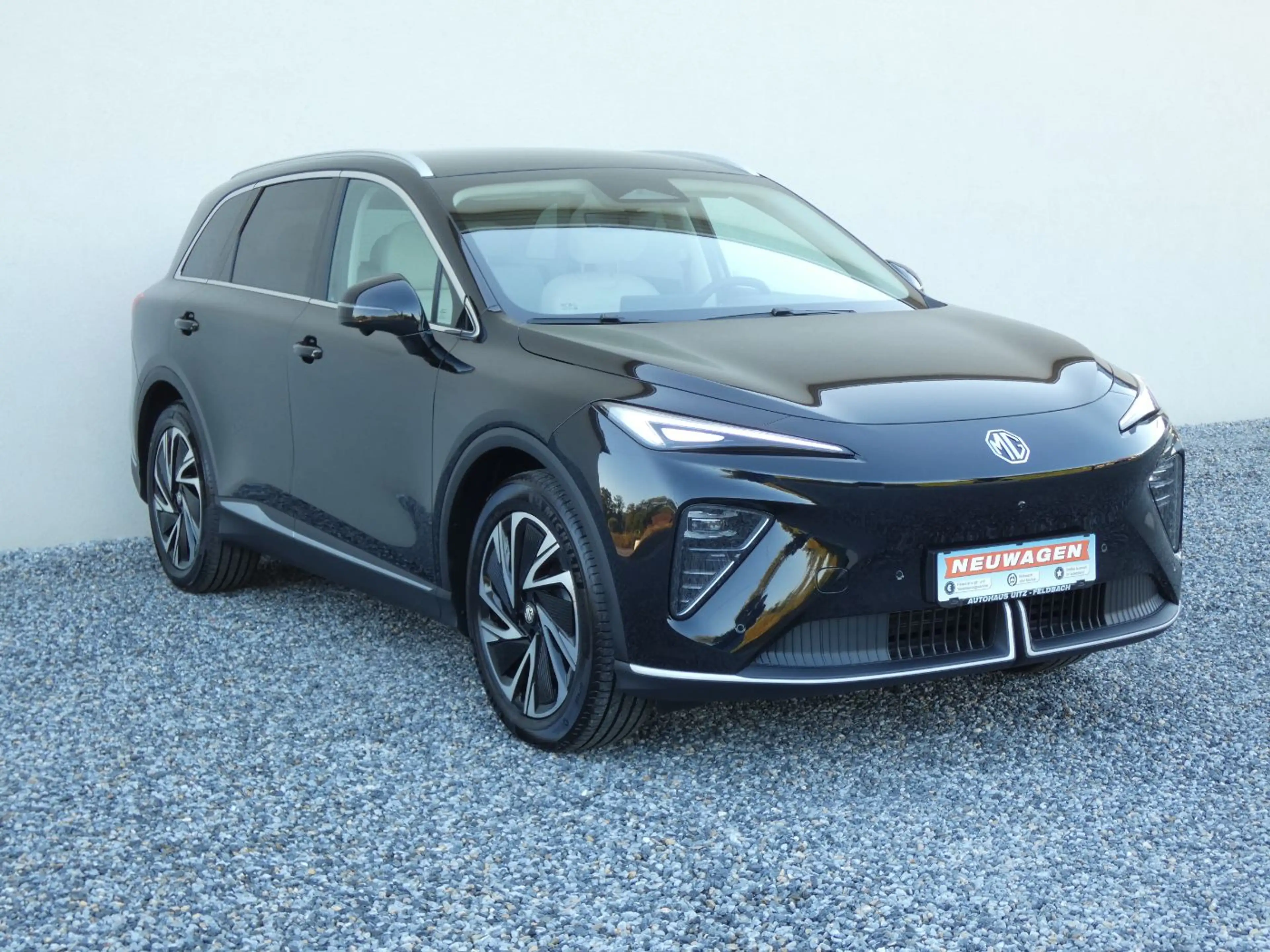 MG MGS6 EV Luxury 4WD +360°+HUD+LED+20Zoll+LRH — photo 4