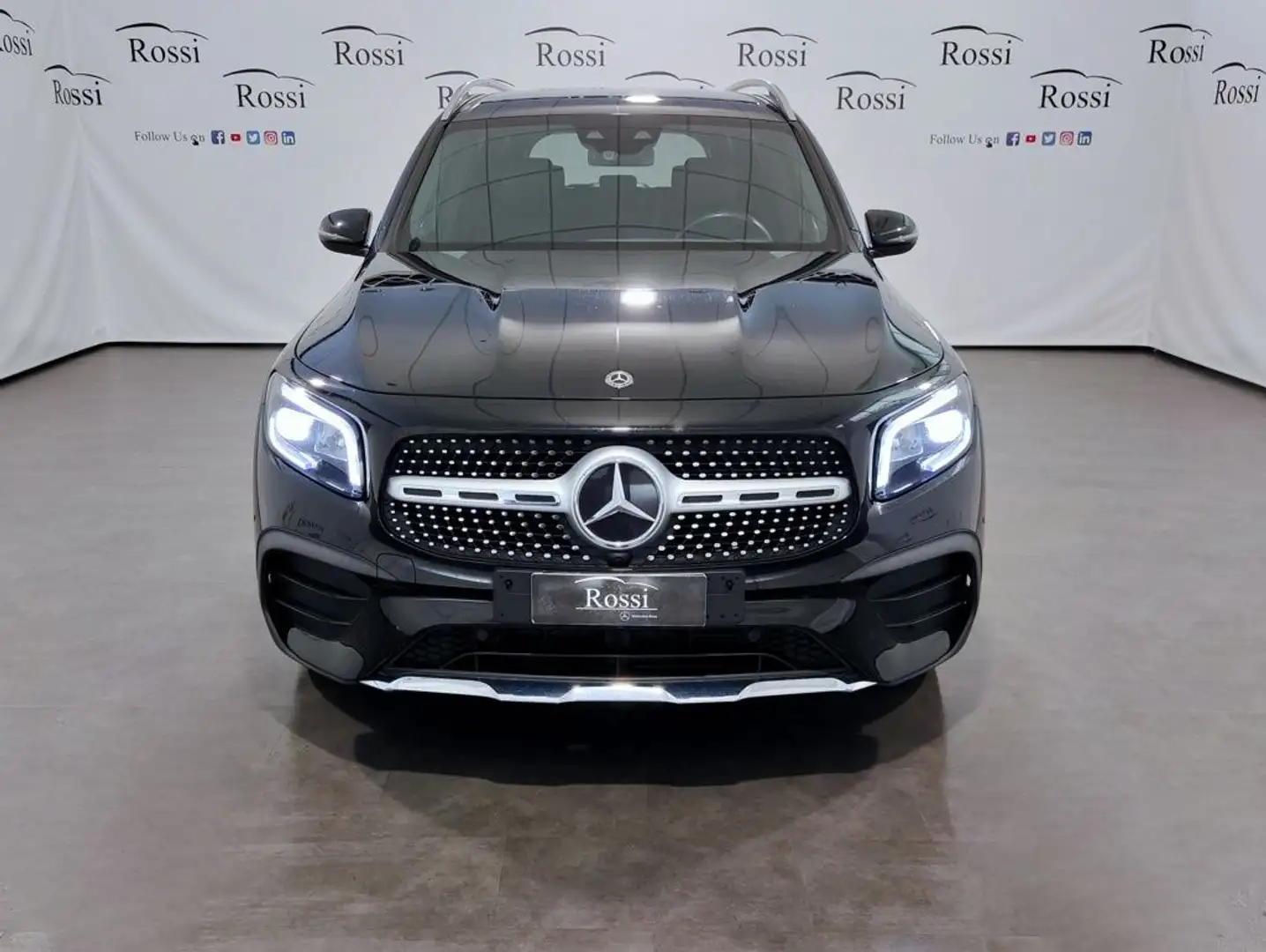 Mercedes-Benz GLB 180 d Premium auto Fekete - 1