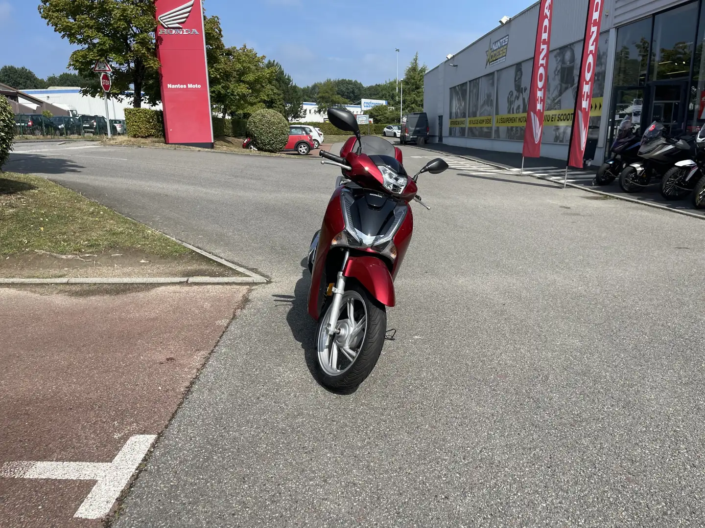 Honda SH 125 Rojo - 2