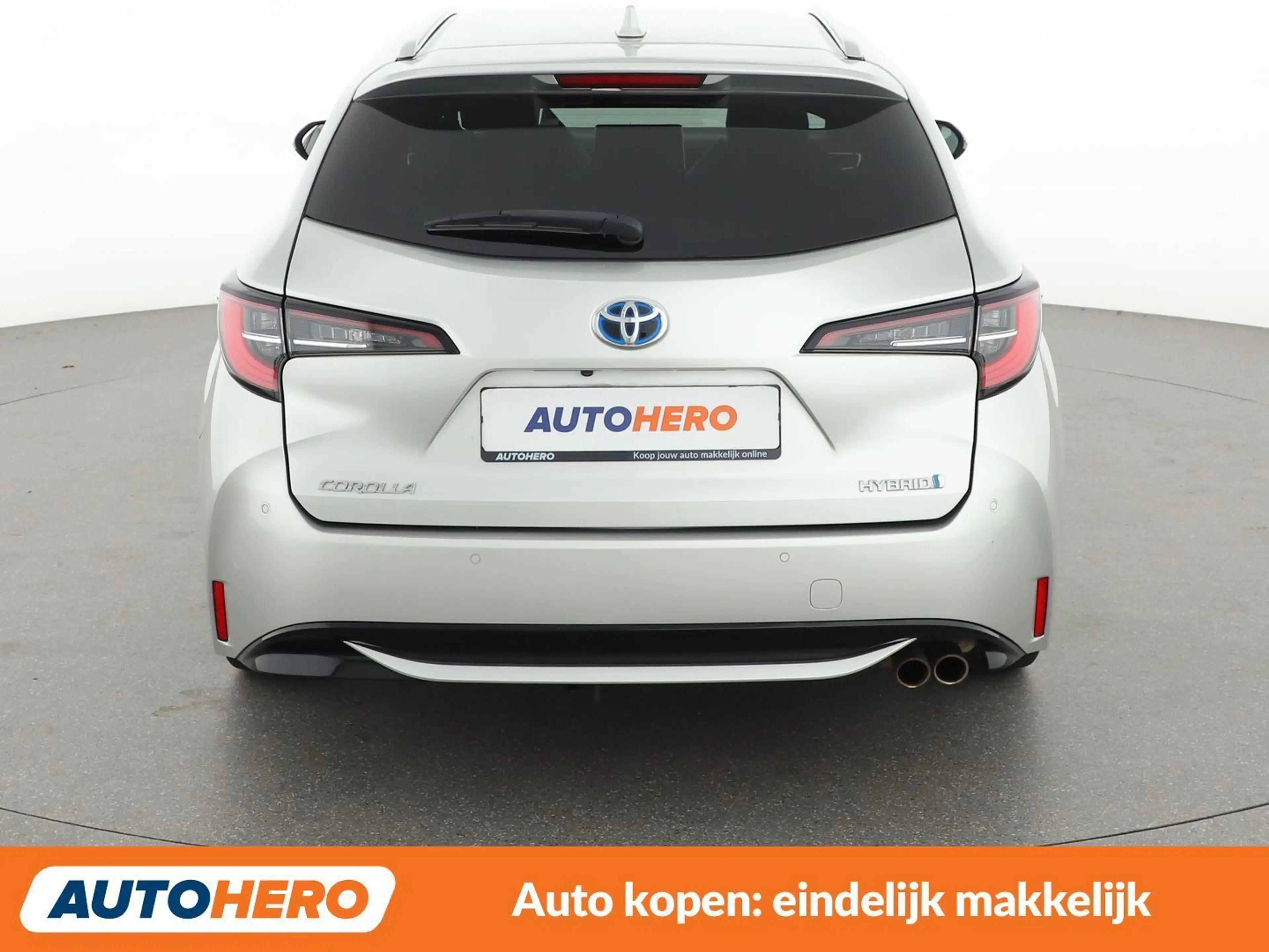 Toyota Corolla 2.0 Hybrid Lounge — photo 5