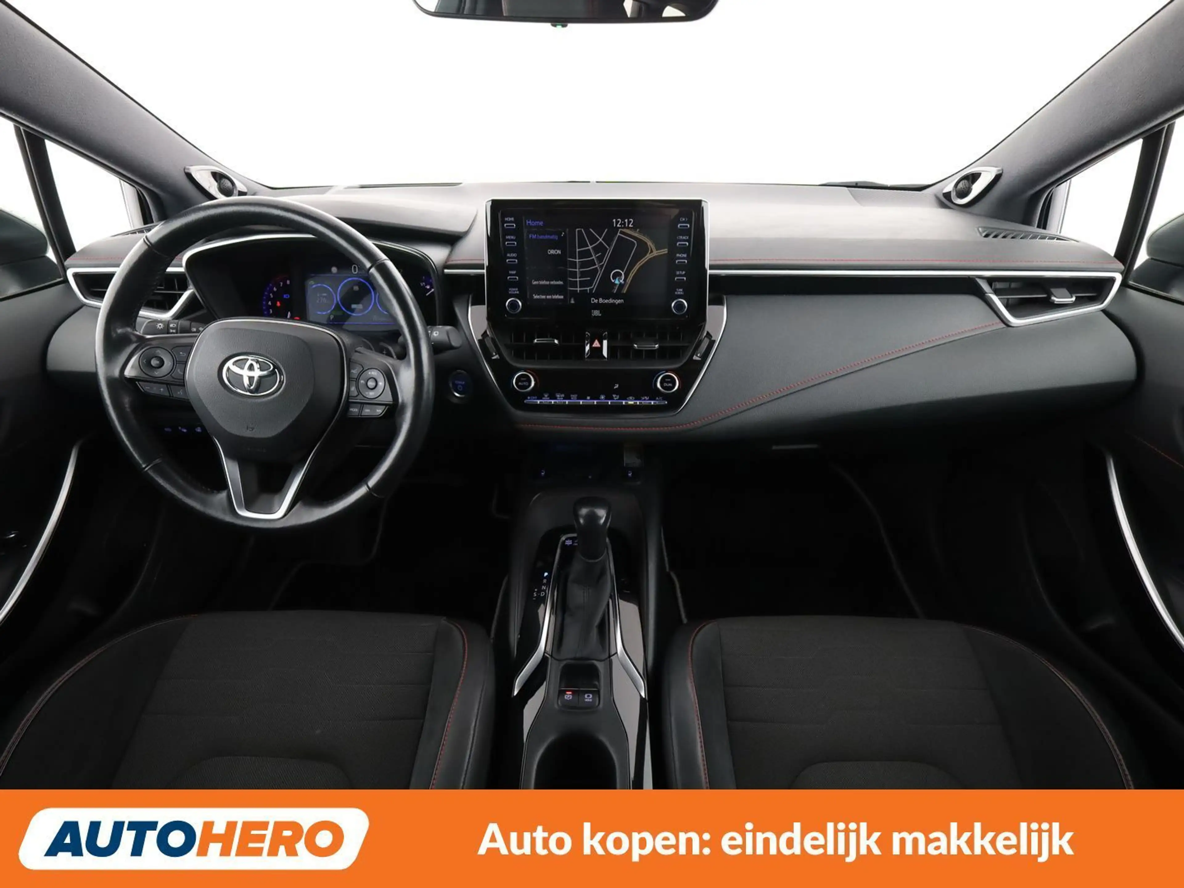 Toyota Corolla 2.0 Hybrid Lounge — photo 12