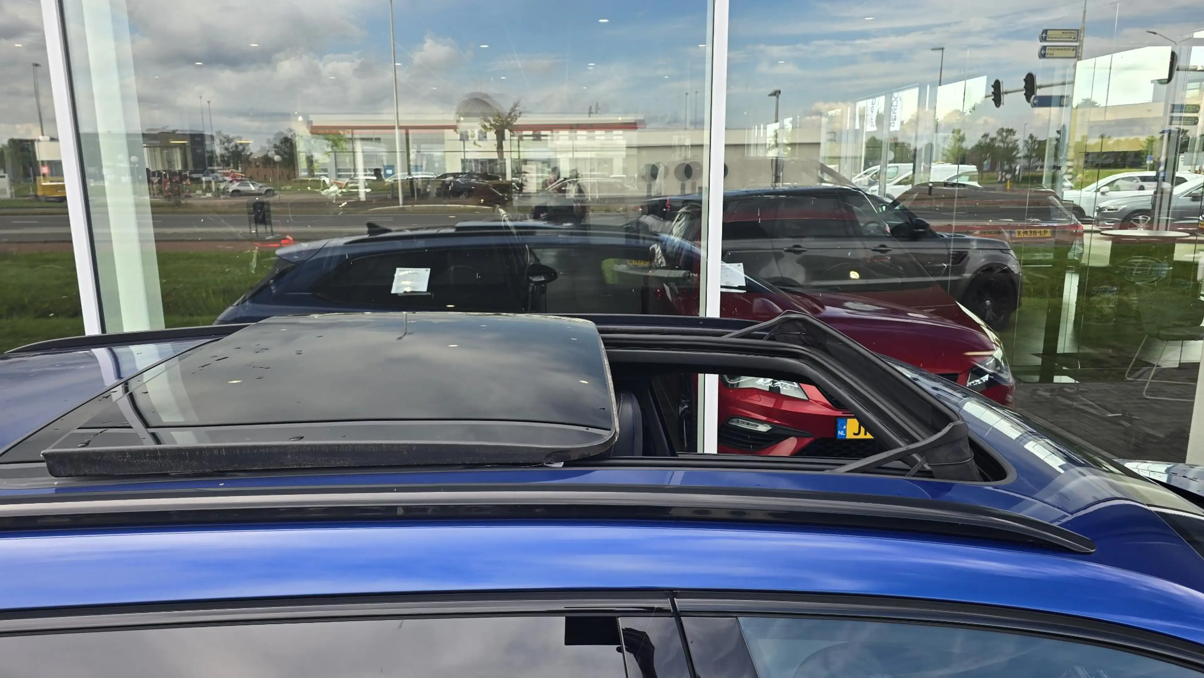 Volkswagen Passat Variant 1.5 eHybrid R-Line Edition |NAP|Pano|ACC|IQLight|M — photo 9