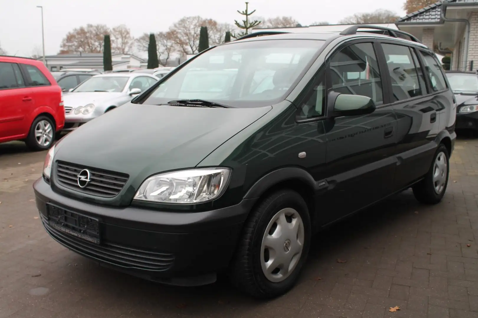 Opel Zafira 1.6 16V Comfort Kein TÜV Зелений - 2