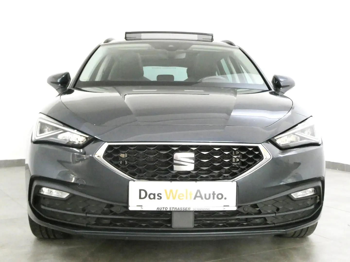 SEAT Leon SP 2,0 DSG LED Navi Ahk ACC App R-Kamera Panorama Grau - 2