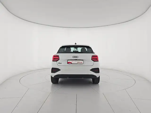 Audi Q2 view 4