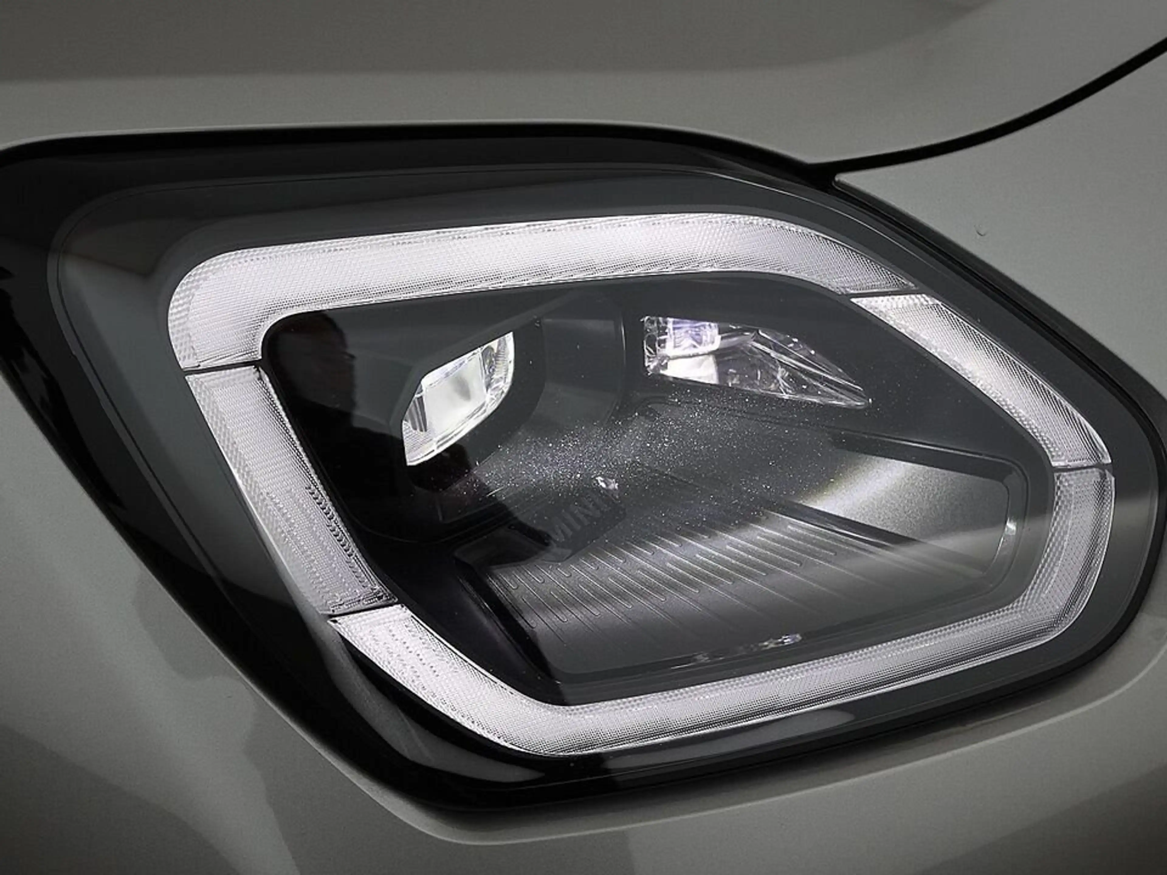 MINI Countryman C Essential Trim Aut LED HEAD-UP NAVI — photo 10