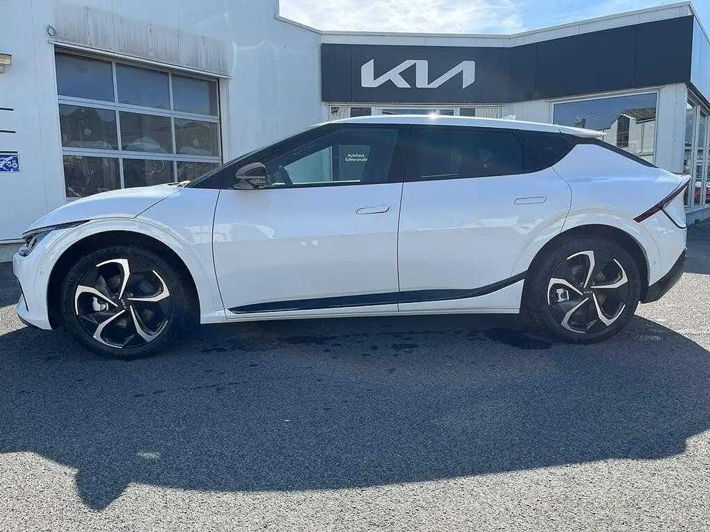 Kia EV6 GT-Line 77,4-kWh AWD +WP+360°+MERIDIAN+AHK Weiß - 2
