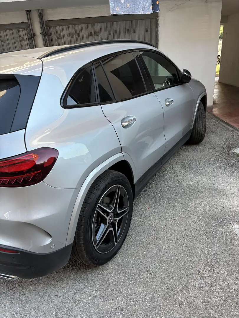 Mercedes-Benz GLA 200 d Sport 4matic auto - 2