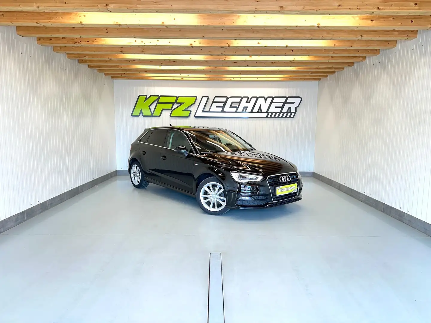 Audi A3 SB 1.2 TFSI "S line" SITZH*NAVI*PDC Schwarz - 1