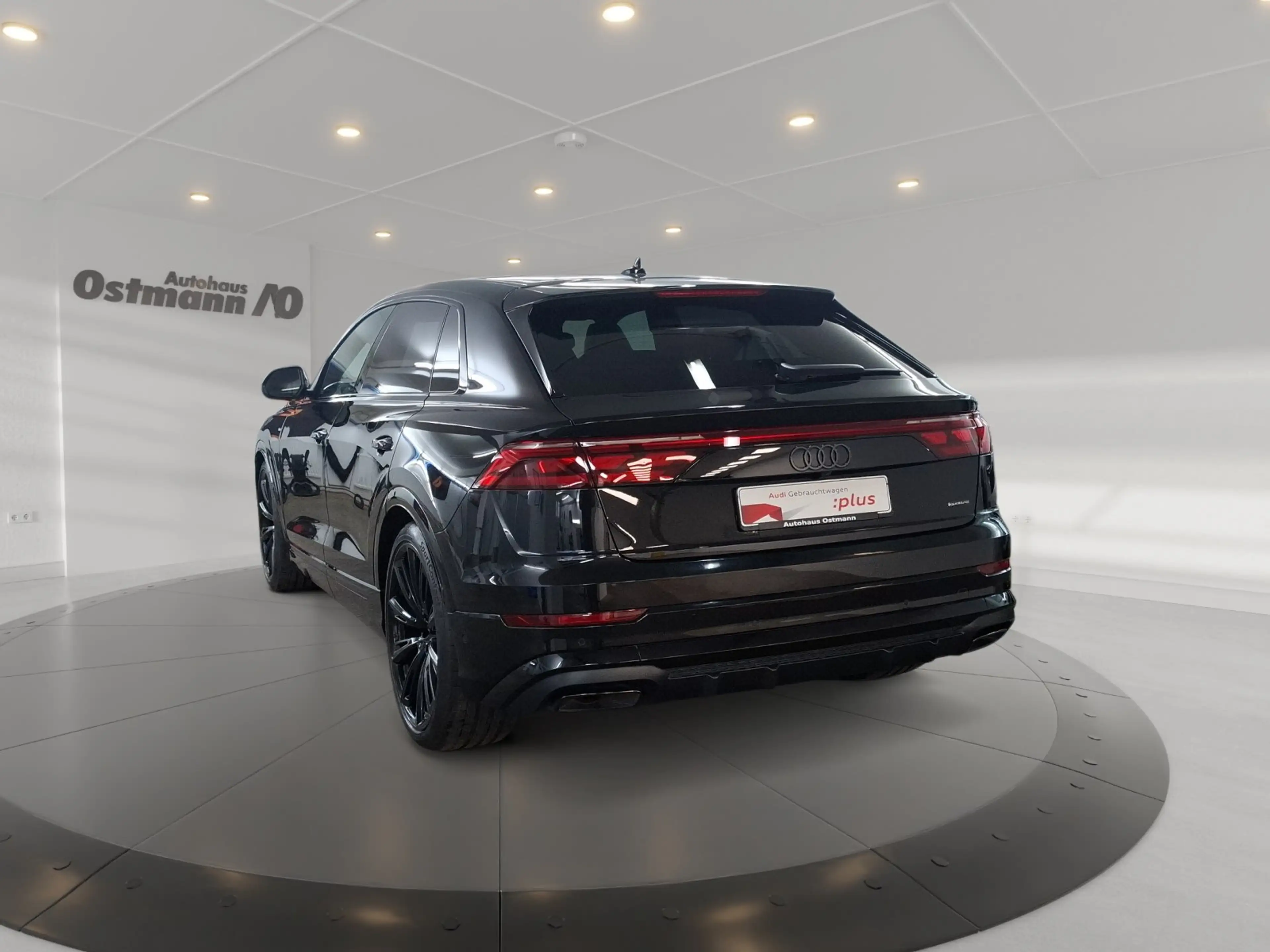 Audi Q8 50 TDI quattro S-Line 360 B&O Pano STH HUD — photo 4