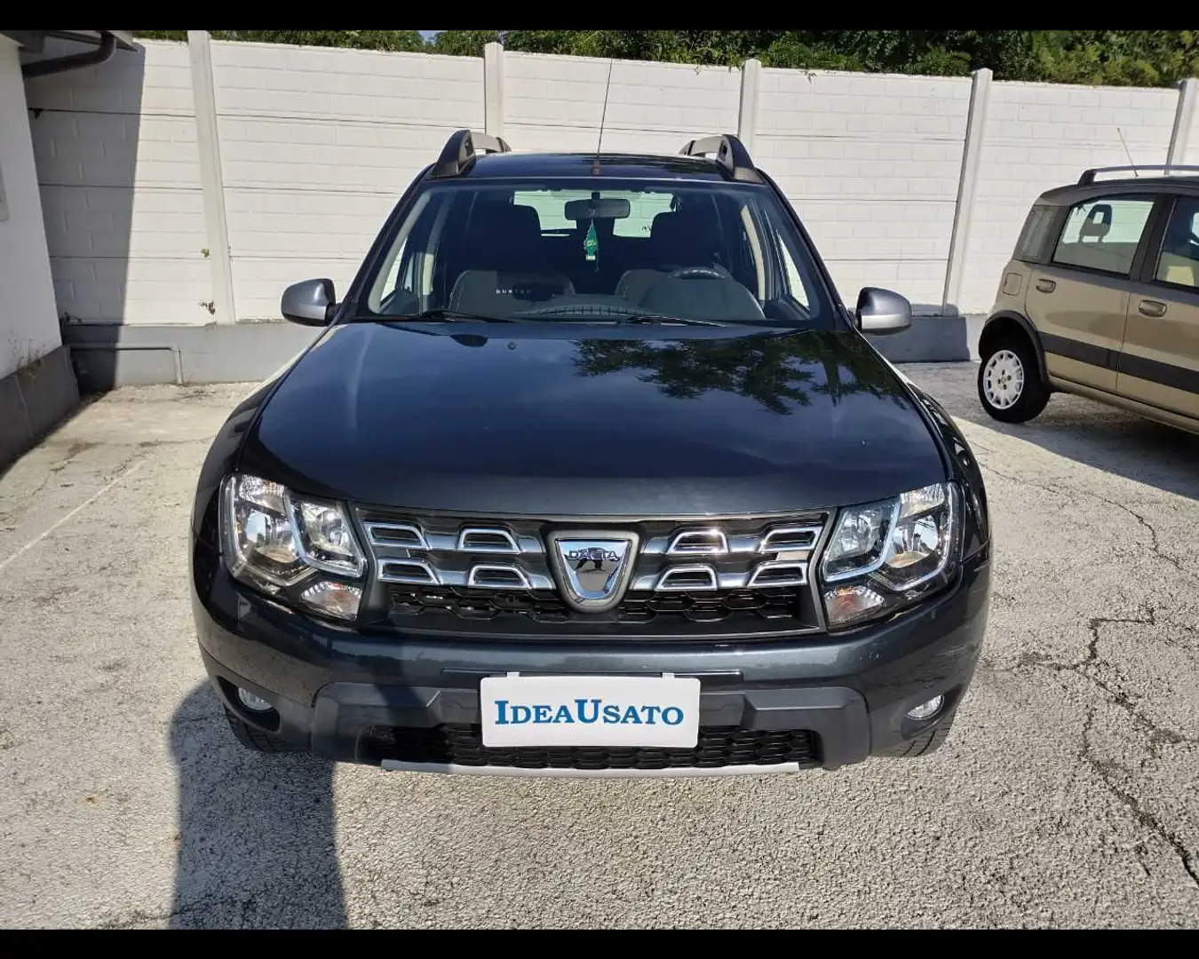 Dacia Duster 1.5 dCi Laureate Grijs - 2