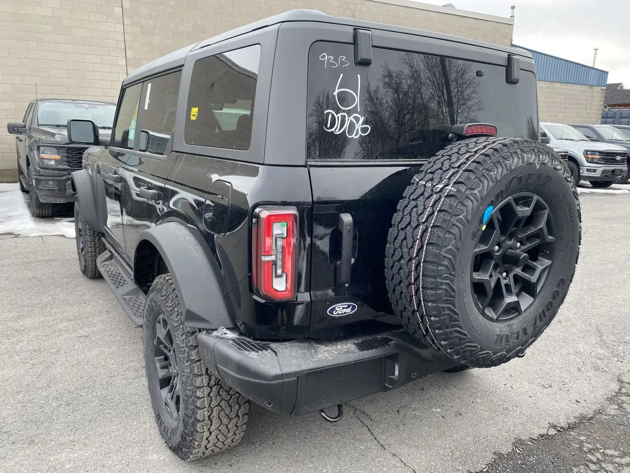 Ford Bronco снимка Ford Bronco