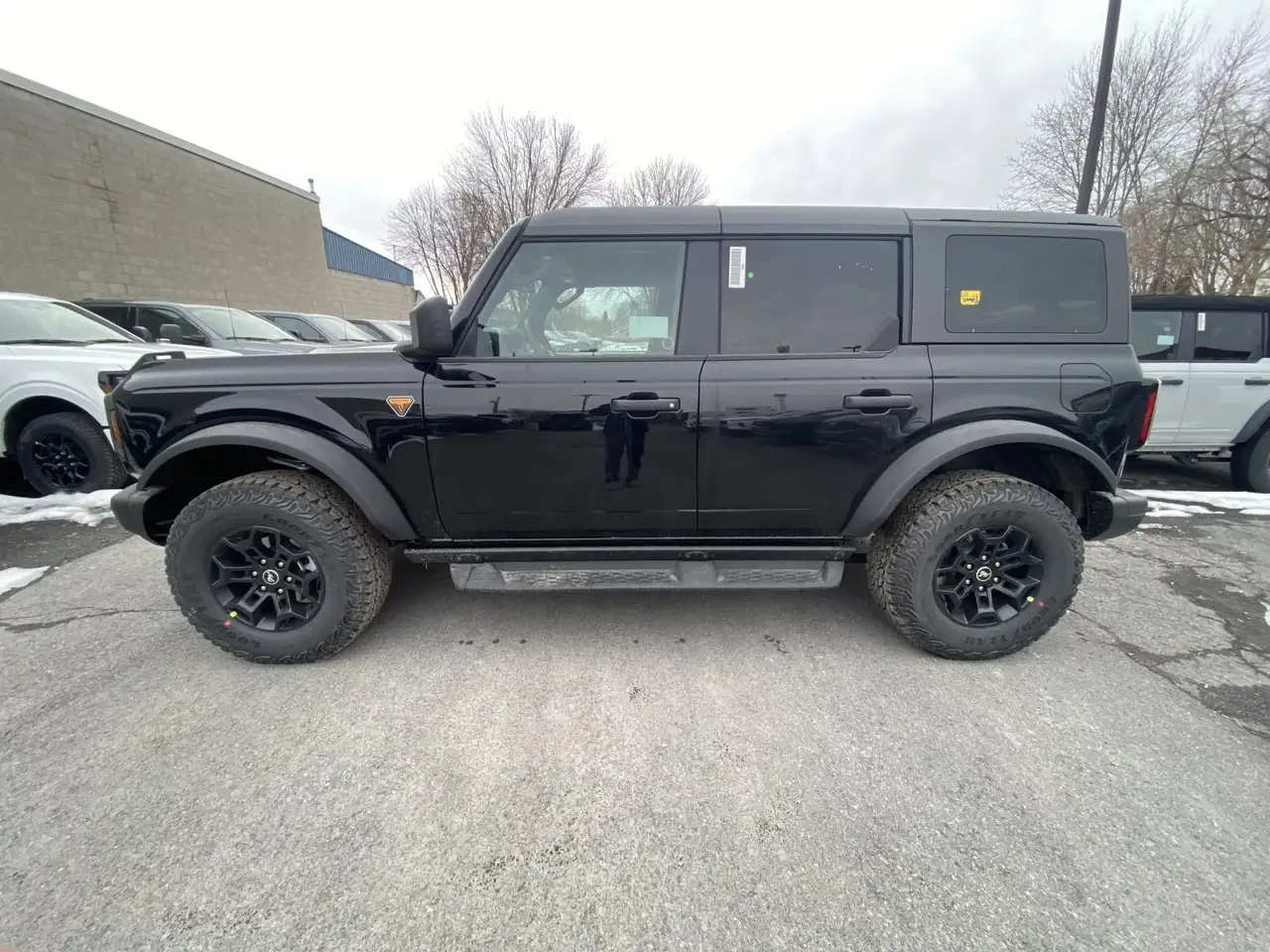 Ford Bronco снимка Ford Bronco