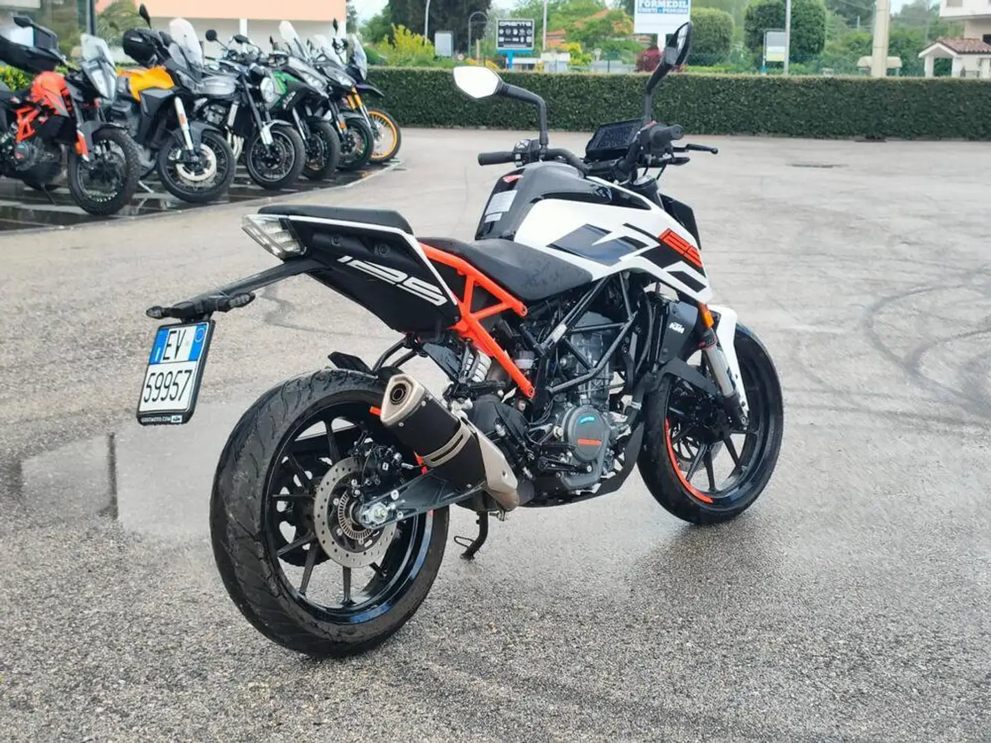 KTM 125 Duke - 2