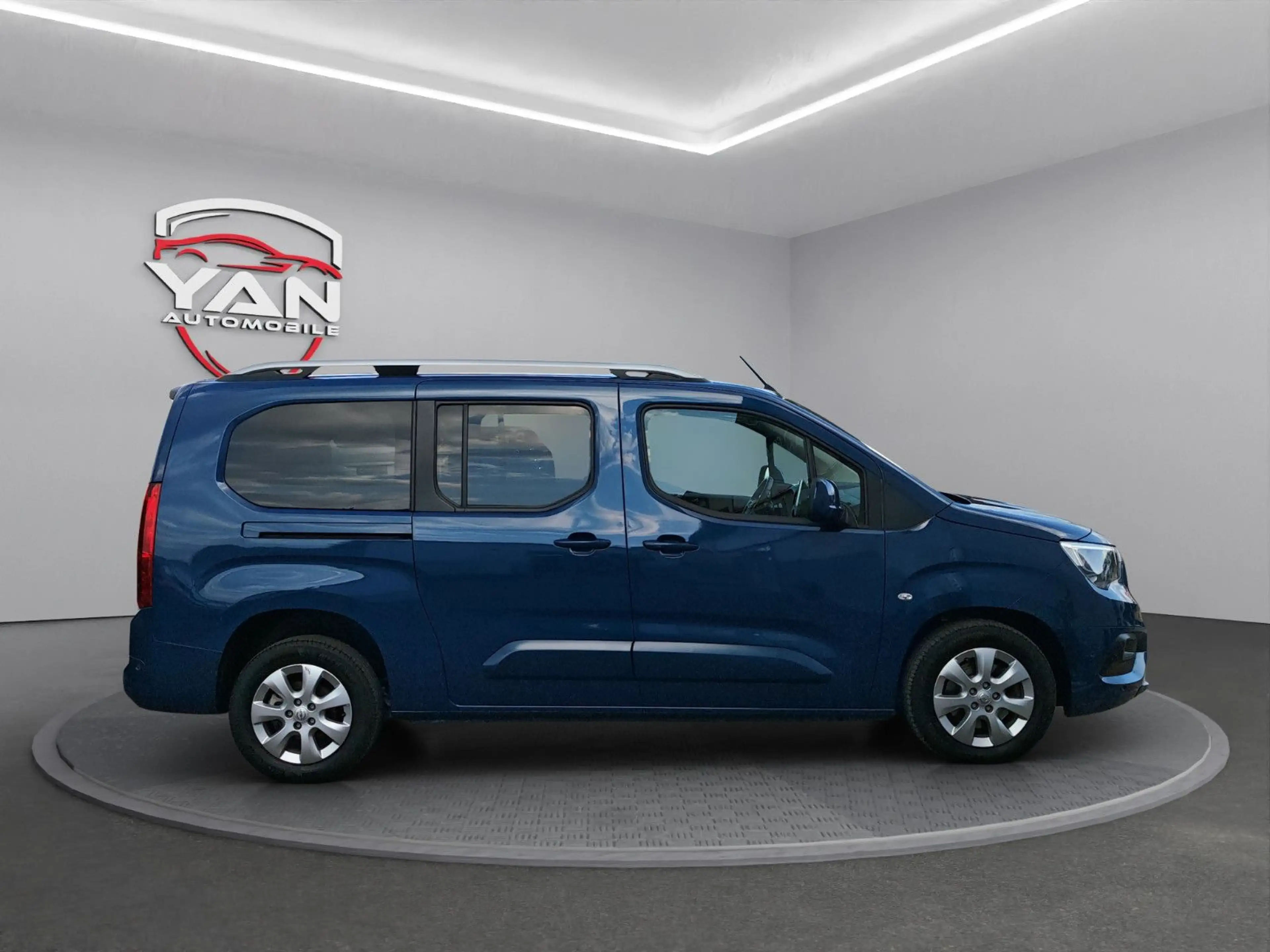 Opel Combo Life XL/L2 *Automatik*Kamera*Navi*Tempomat — photo 5