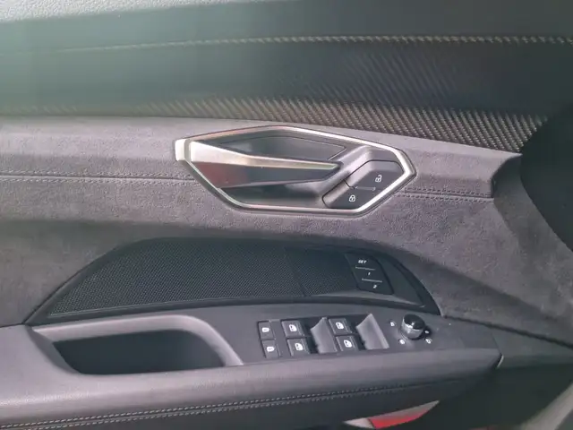 Audi E-Tron GT view 12