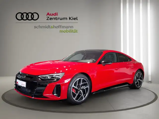 Audi E-Tron GT view 2