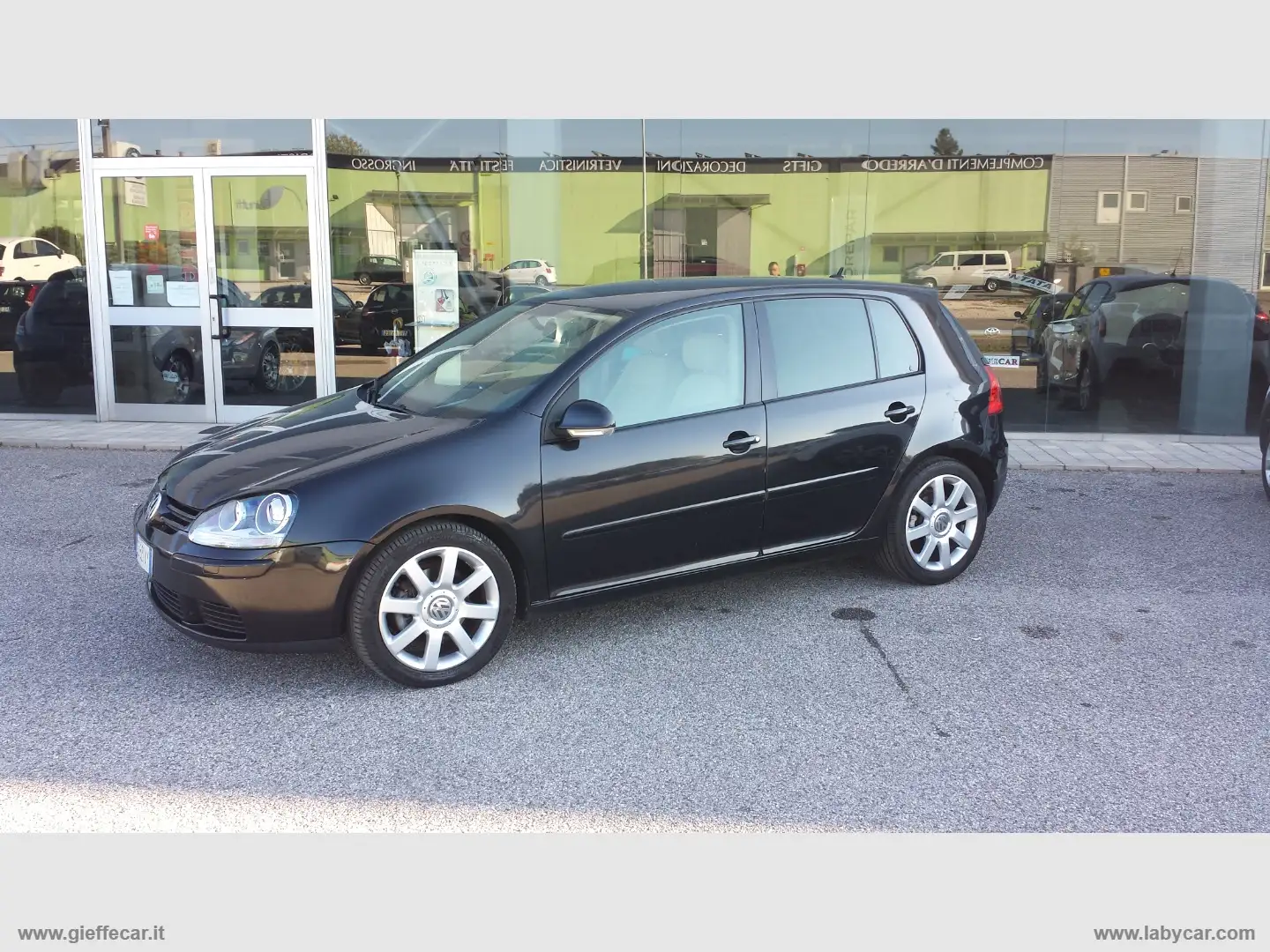Volkswagen Golf 2.0 16V TDI 5p. Sportline Negro - 1