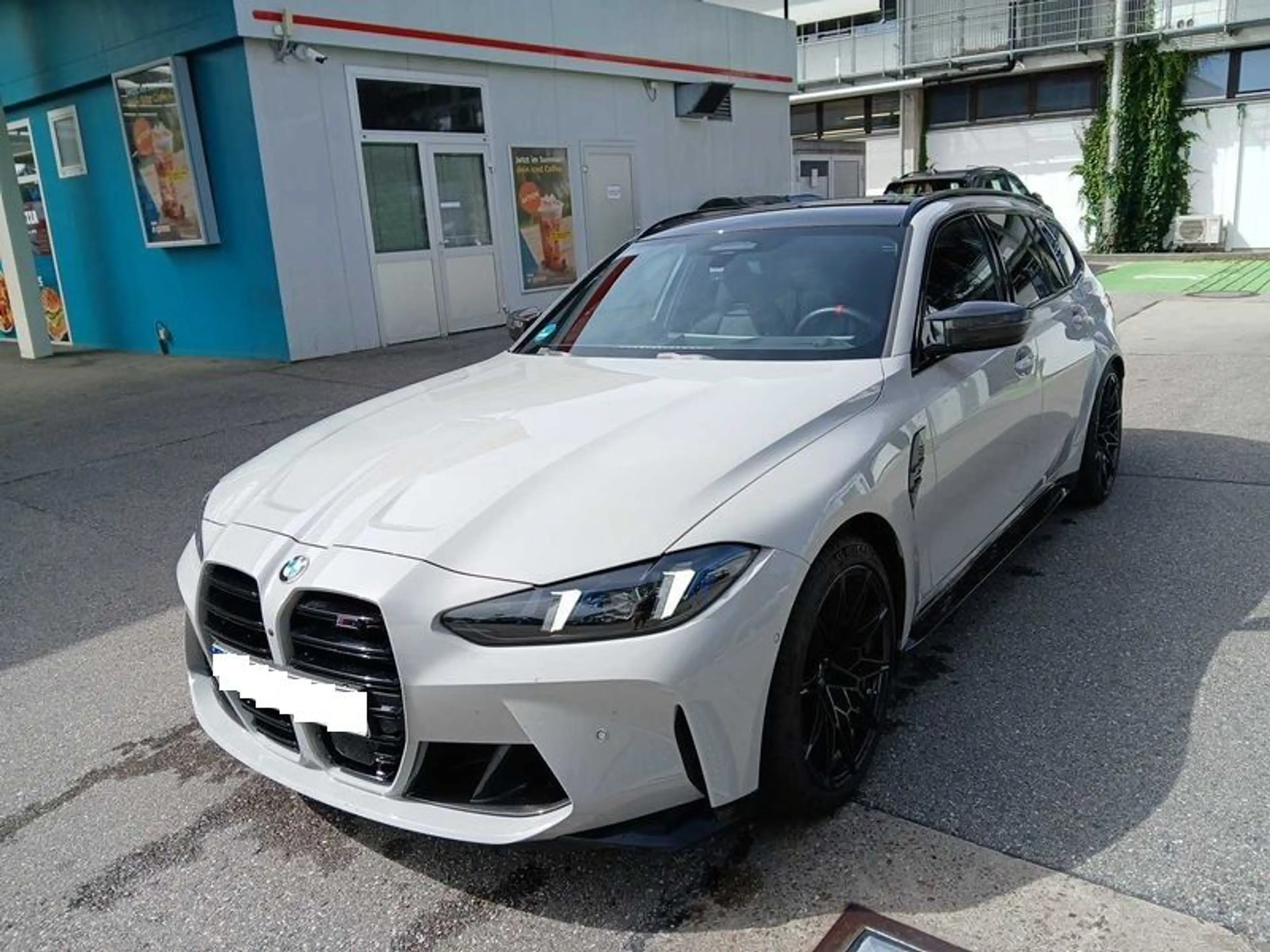 BMW M3 xDrive Competition M — photo 7
