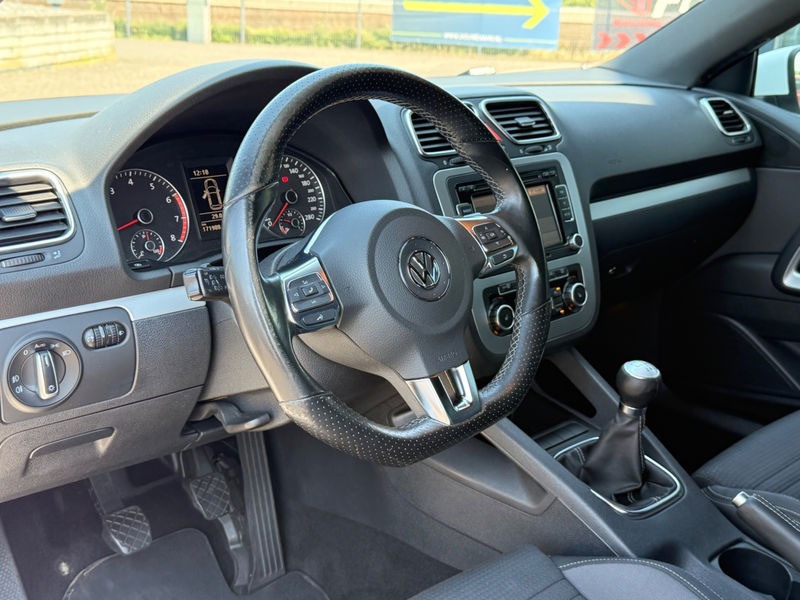 Volkswagen Scirocco 1.4 TSI Highline — photo 3