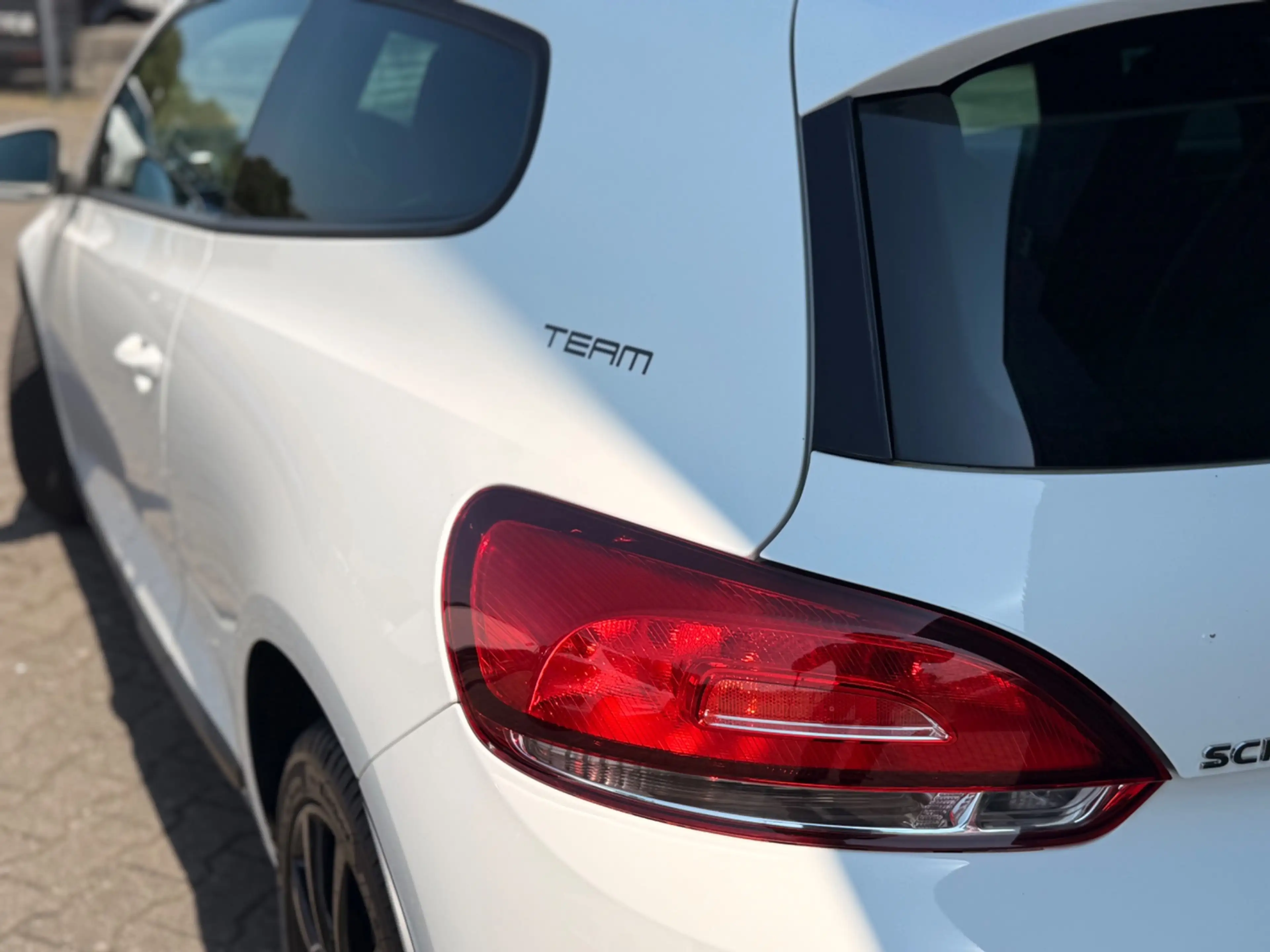 Volkswagen Scirocco 1.4 TSI Highline — photo 7