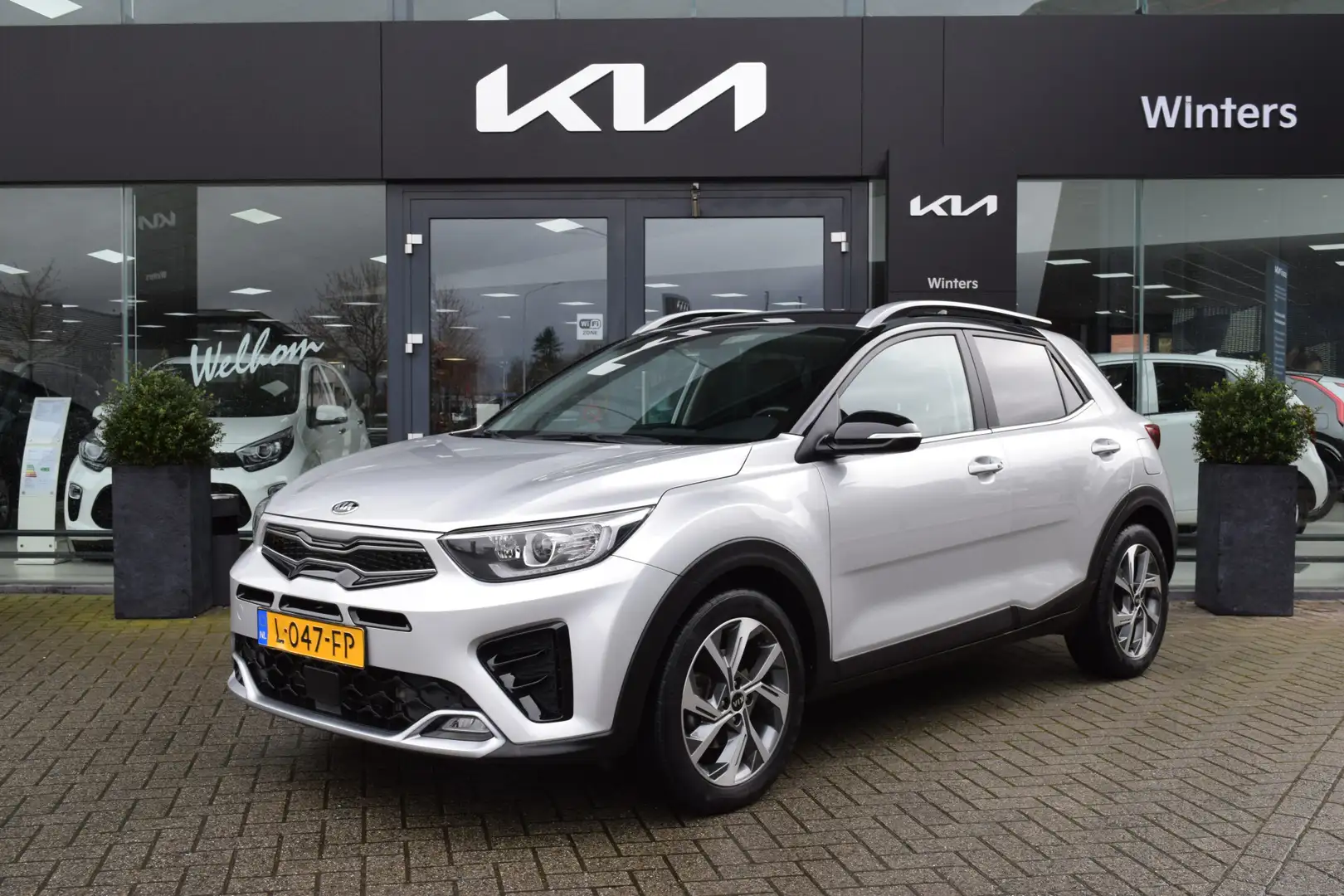 Kia Stonic 1.0 T-GDi MHEV GT-Line | Cruise Control | Navigati Grau - 1